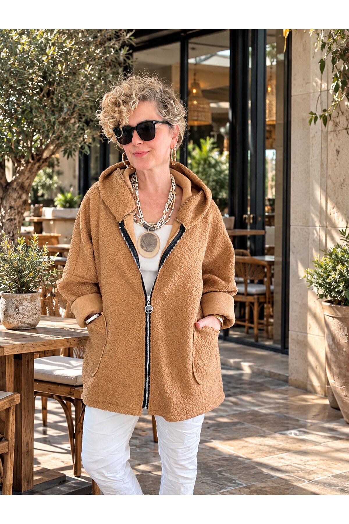 Lilly | İthal Buklet Kapüşonlu Asimetrik Mont Camel