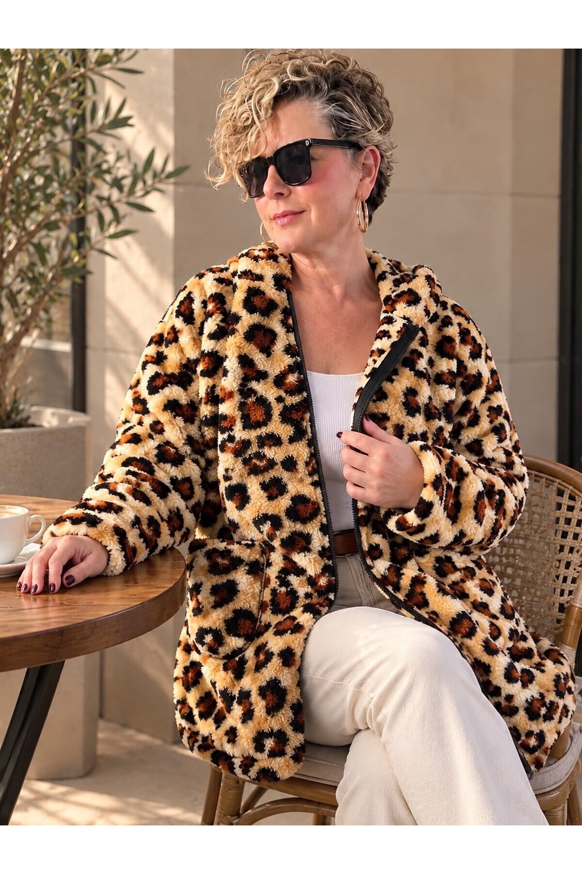 Mesta | Leopar Desenli Kapüşonlu Oversize Polar Peluş Hırka Desenli