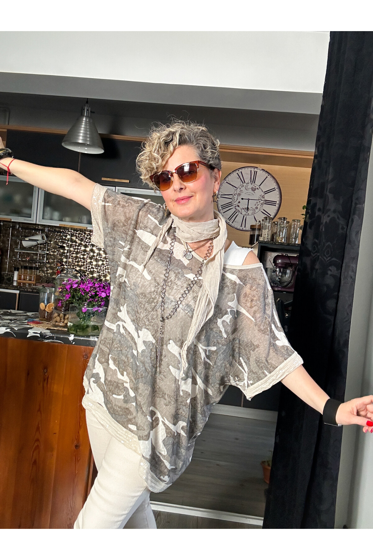 Mamma Mia Fularlı Etek Pul Kamuflaj Bluz Bej