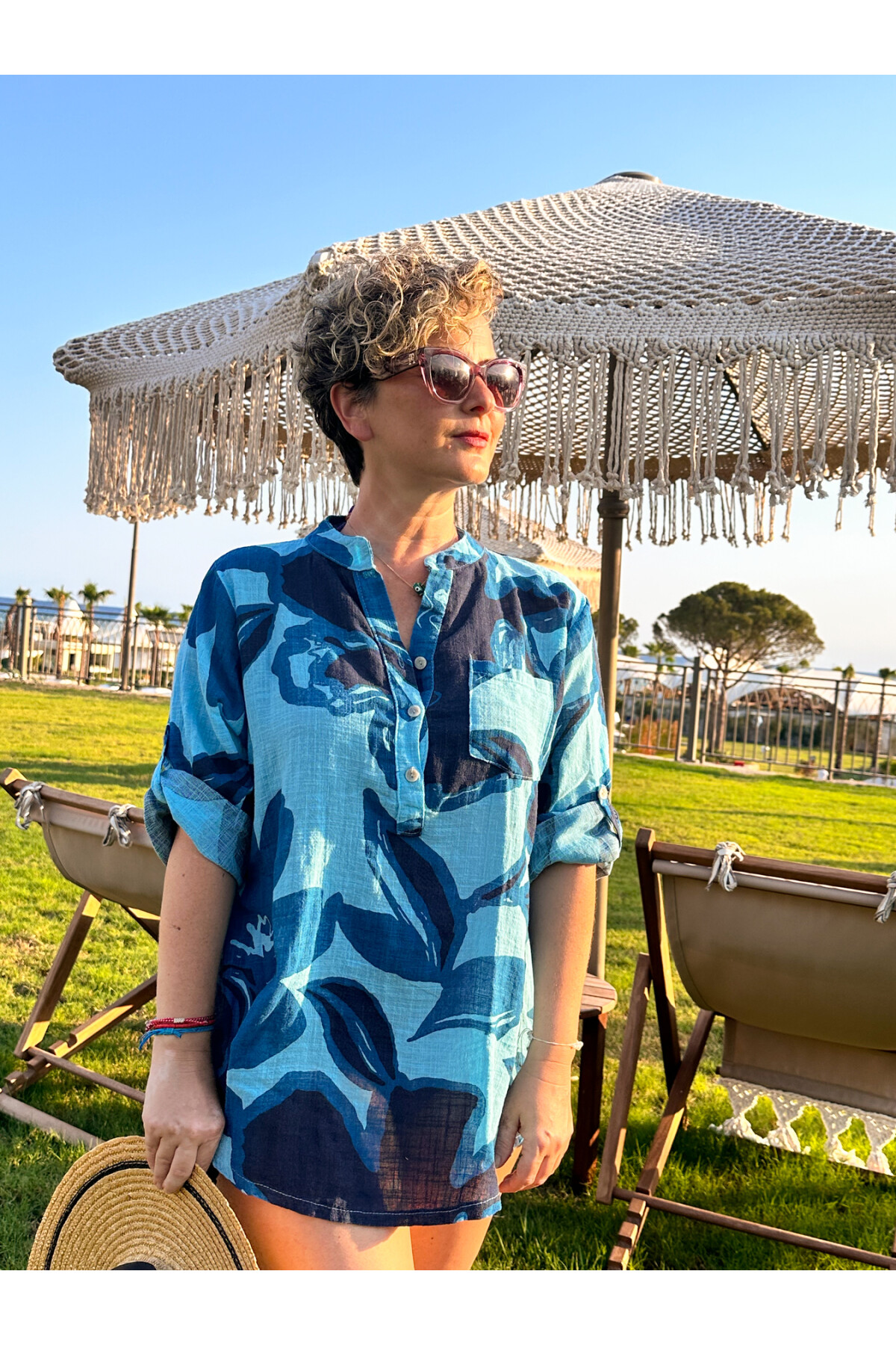 Angela Yaprak Gül Desen Turkuaz İtalyan Gömlek