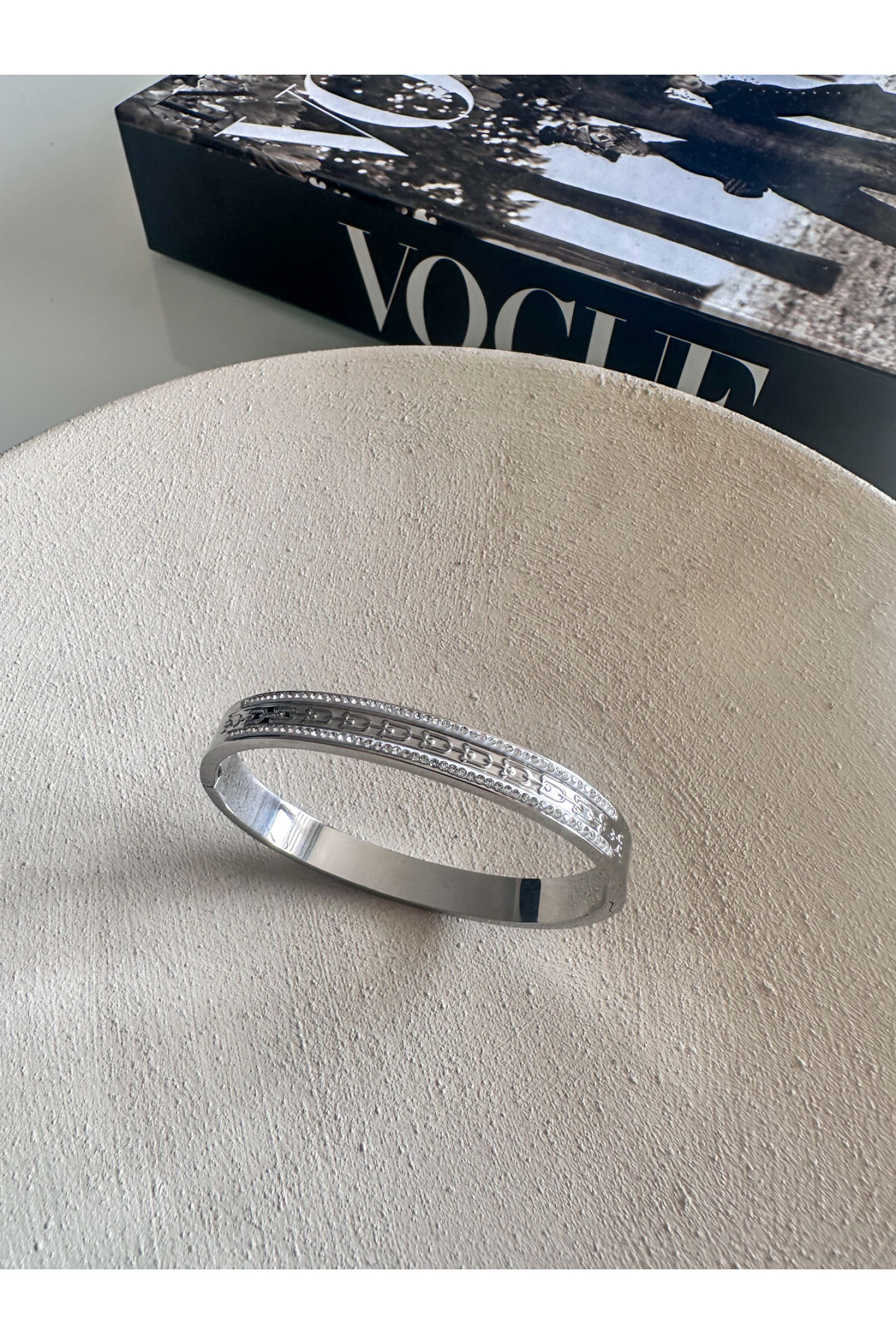 Chanel Model Silver Taş Detay Bileklik