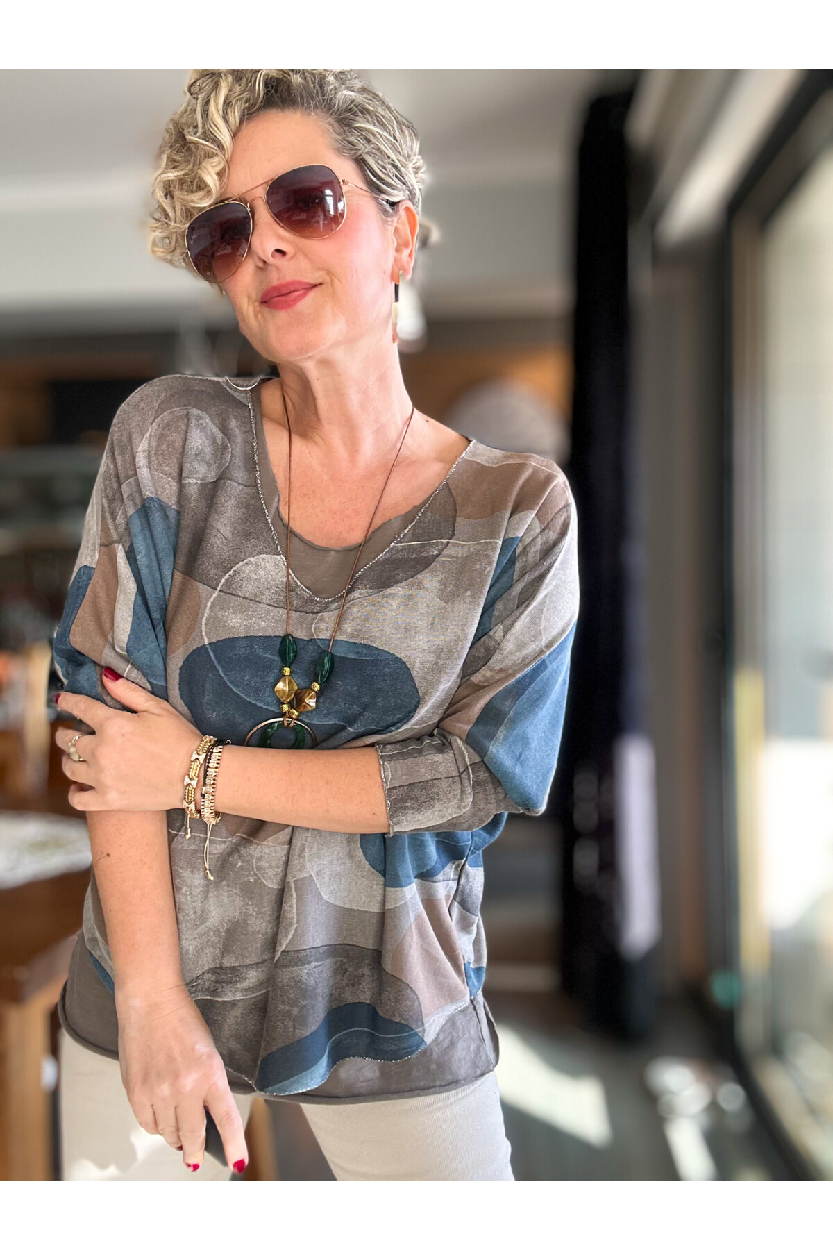 Etaly Sedef Desen Kolyeli İtalyan Bluz Vizon