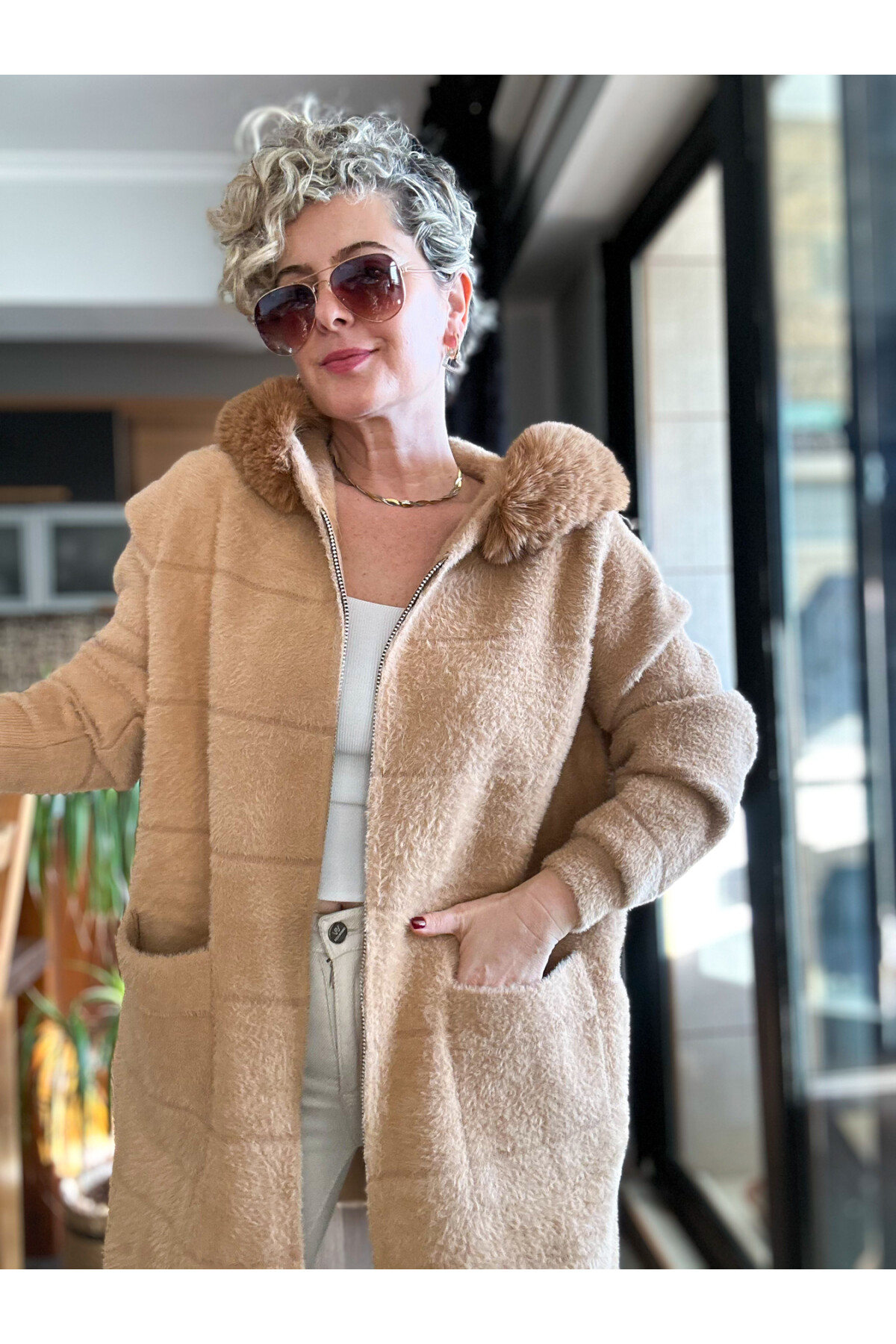 Montel İthal Angore Kürk Kapşon Çizgi Detay Ceket Camel