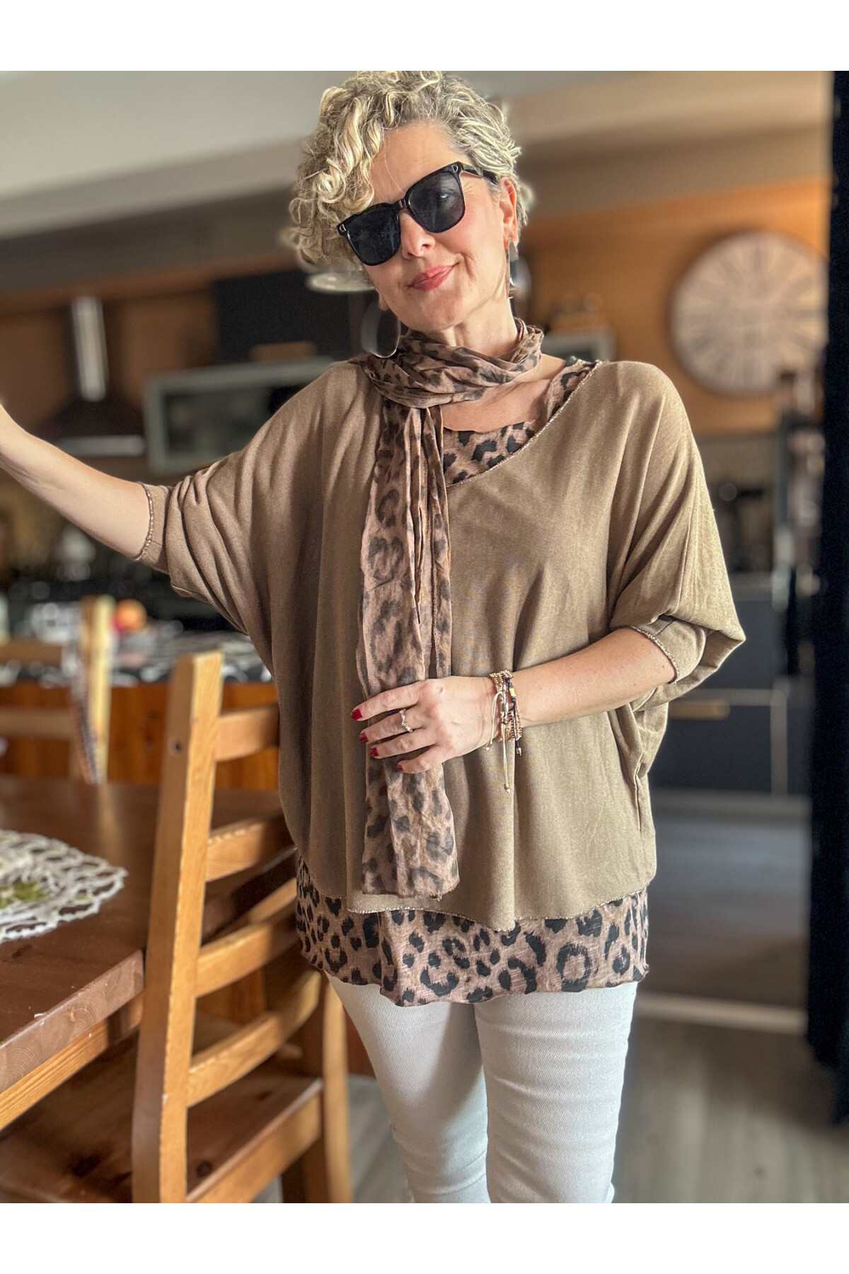 Roberta İtalyan Safari Desen Fularlı Atletli Triko Takım Cappuccino