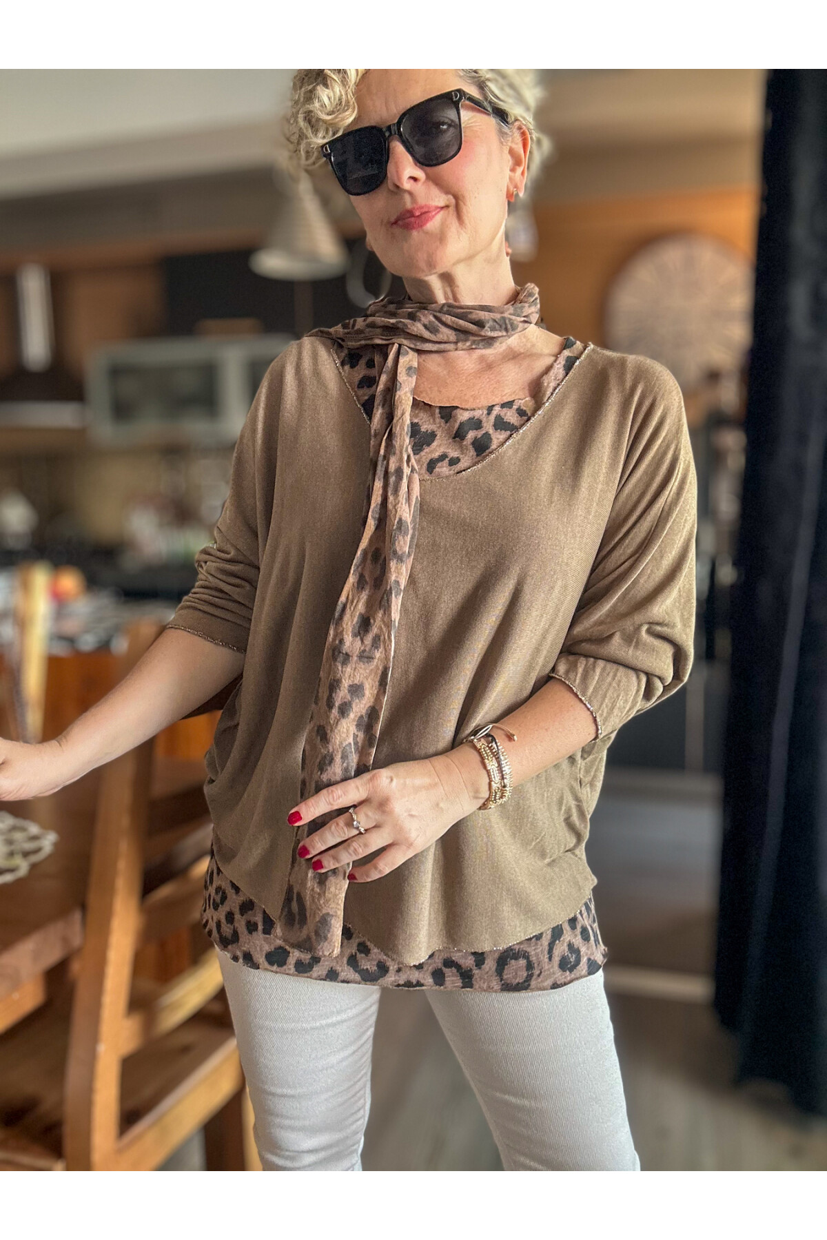 Roberta İtalyan Safari Desen Fularlı Atletli Triko Takım Cappuccino