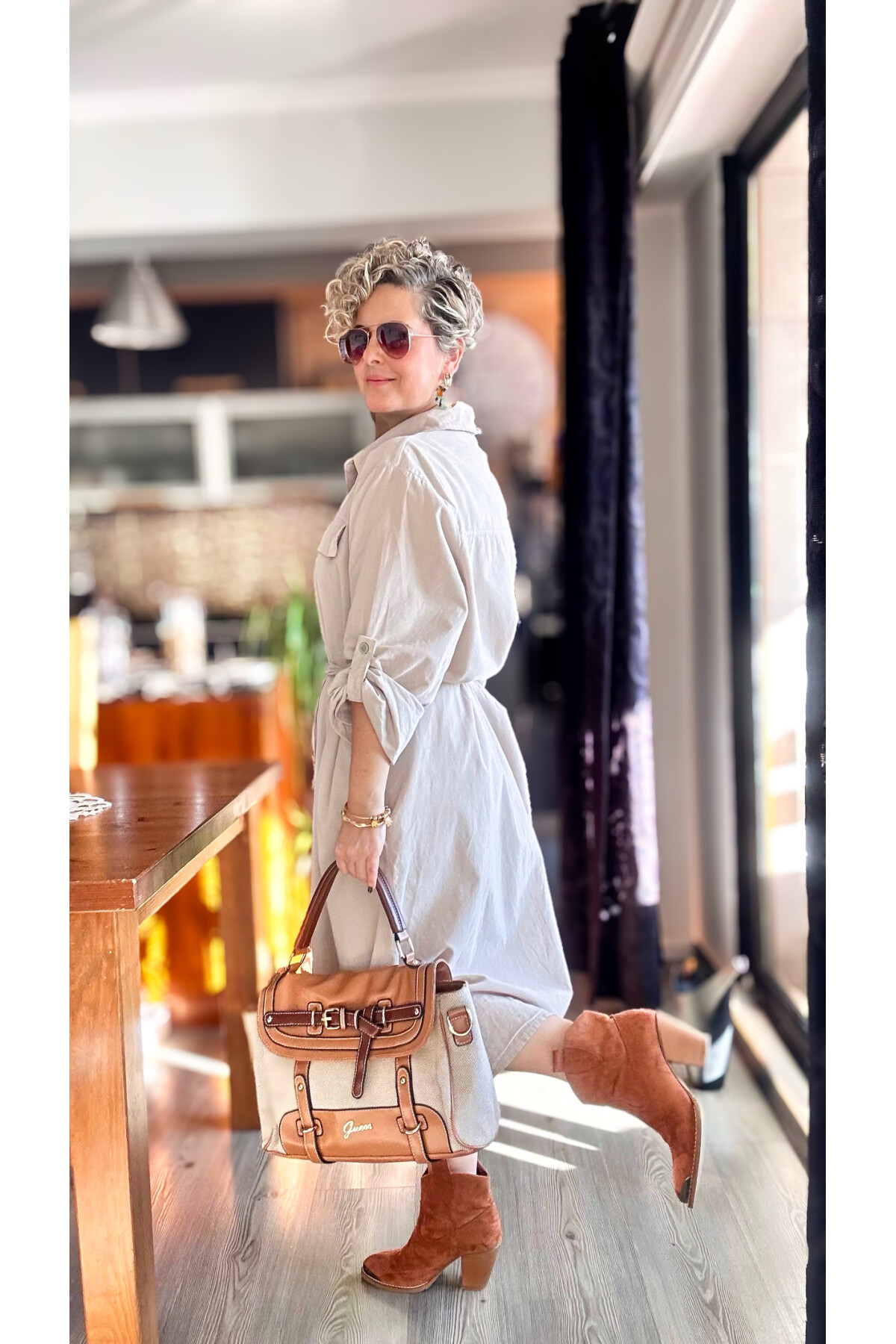 Savi İtalyan Gömlek Yaka İnce Fitil Kadife Elbise Taş