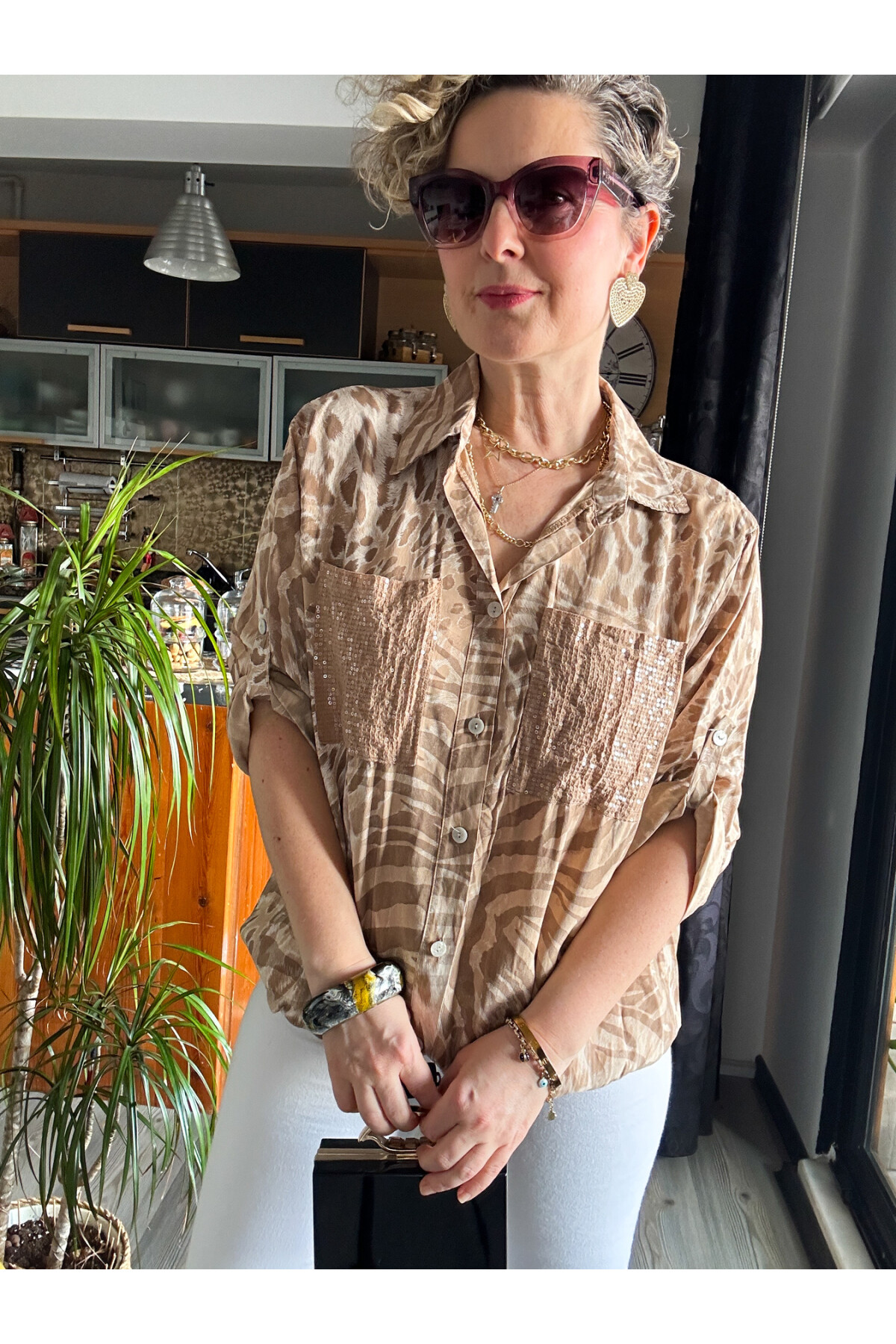 Vespa Leopar Pul Detaylı Tasarım Gömlek Vizon