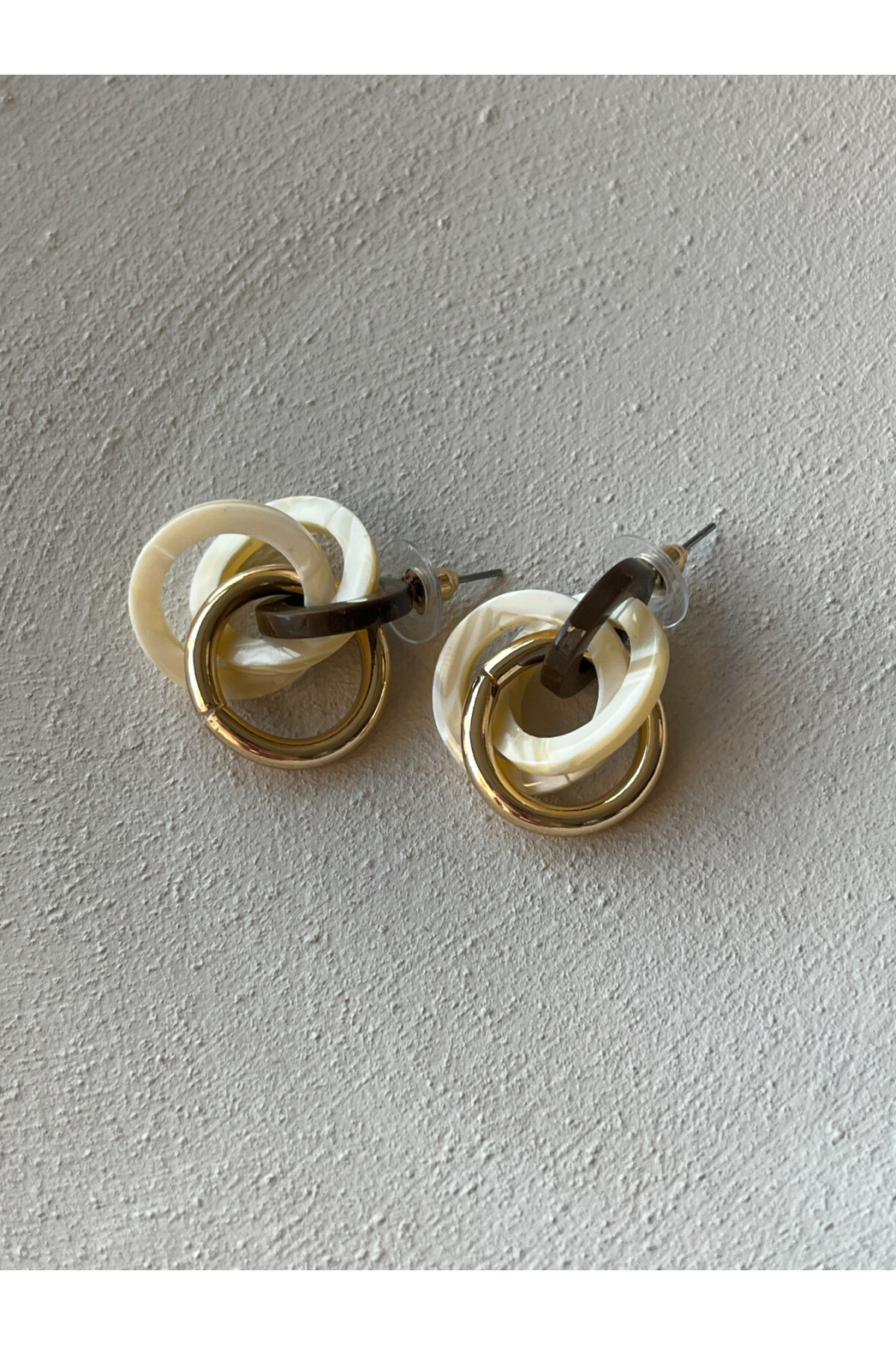 Gold Detay Marka Model Küpe Sedef