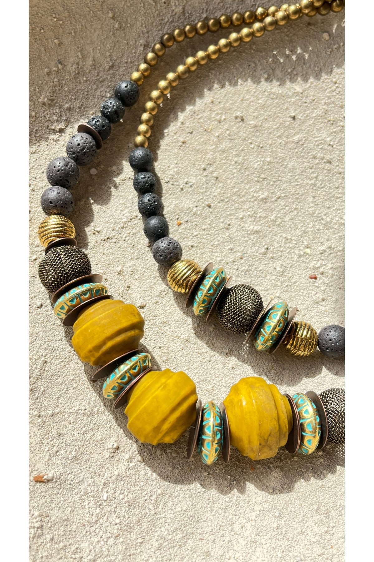 Anella Pirinç Doğal Taş Etnik Kolye Safran