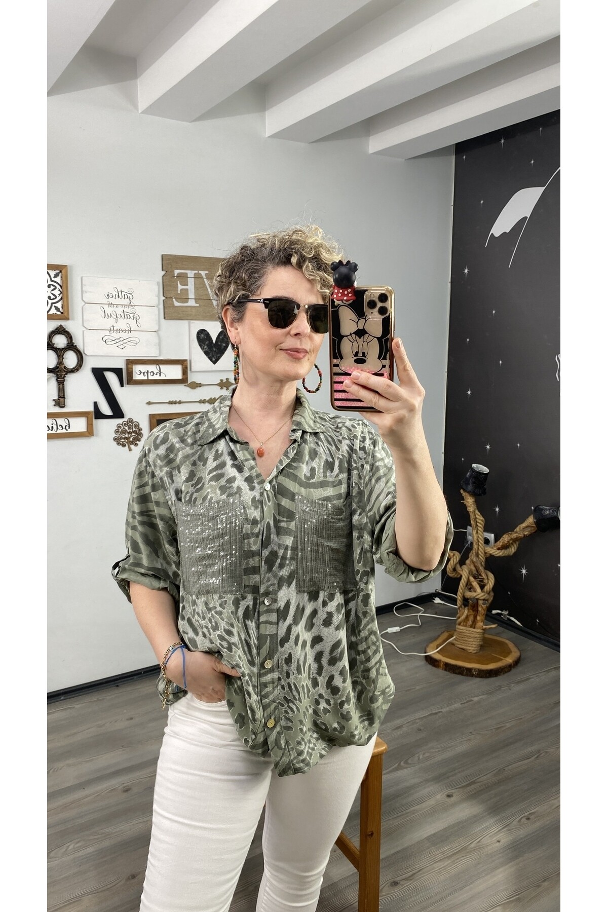 Cento Leopar Pul Detaylı Tasarım Gömlek Haki