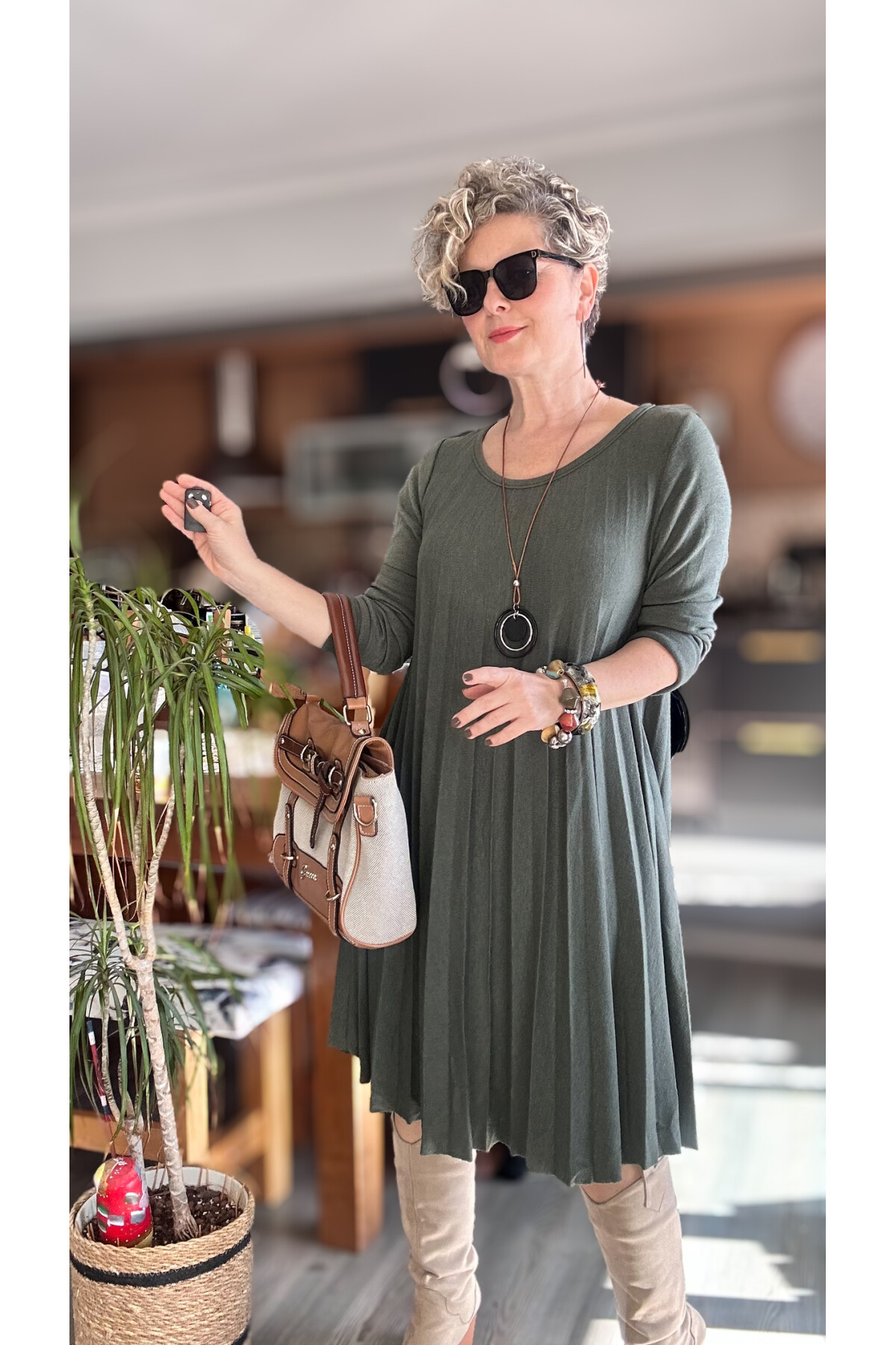 Fabro İtalyan Kolyeli Pilise Detay Elbise Haki