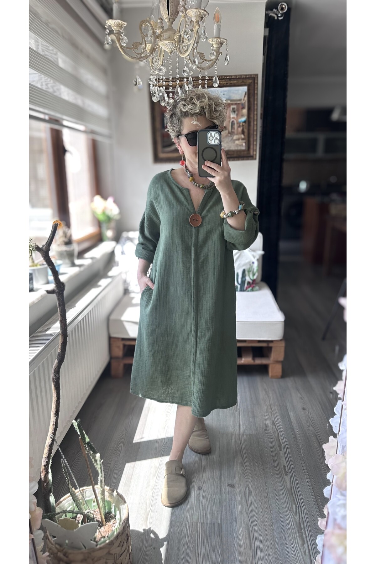 Faleria Müslin Tahta Düğme Elbise Haki