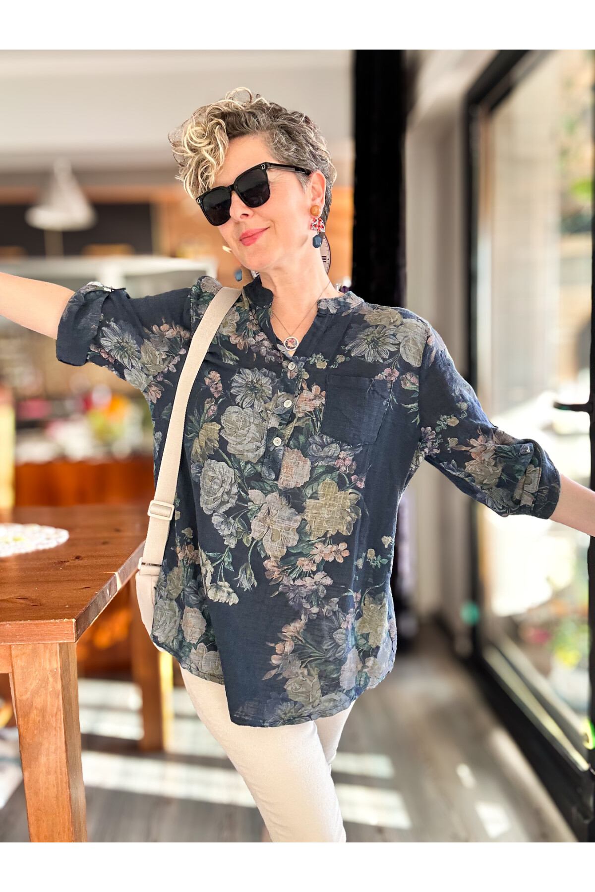 Felice Gül Desenli İtalyan Gömlek Lacivert