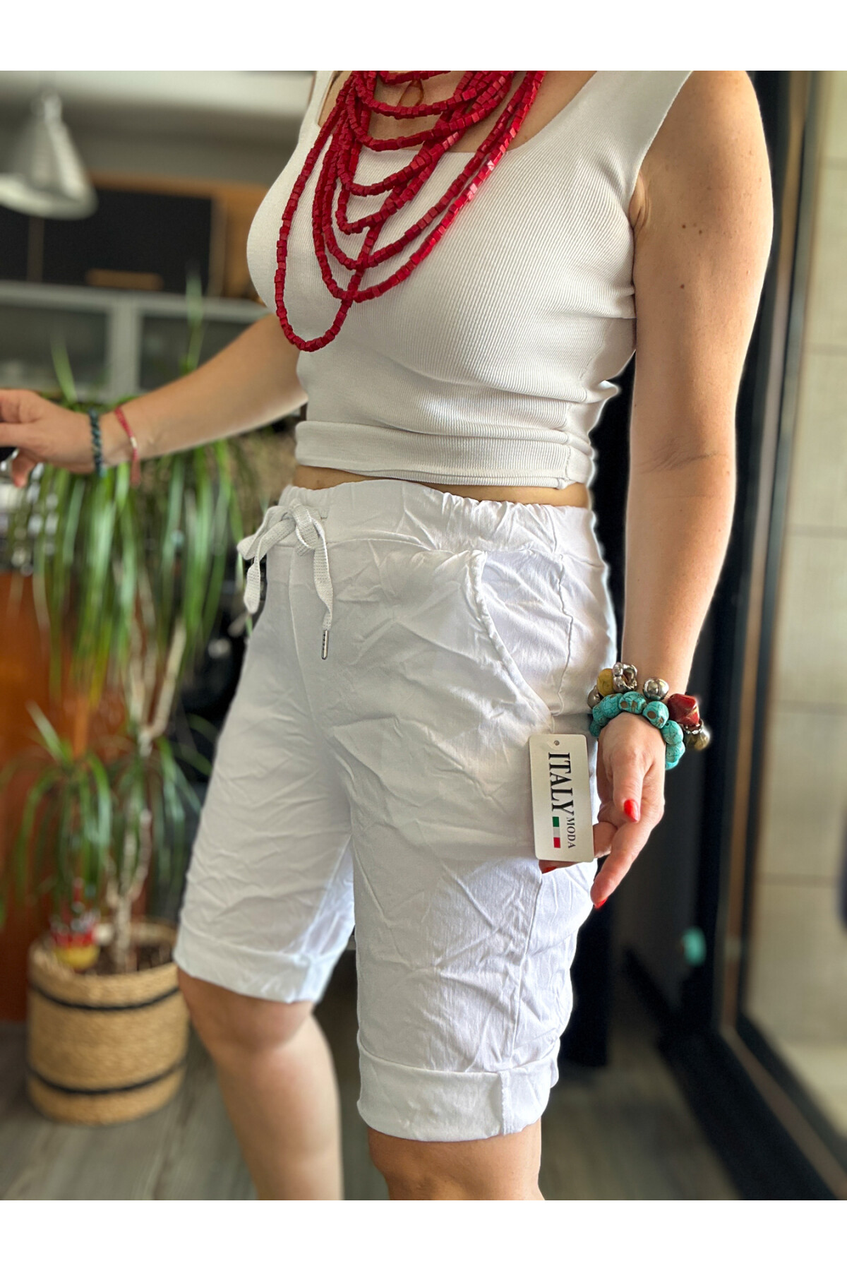 Menton  İtalyan Stil Likralı Şort Beyaz