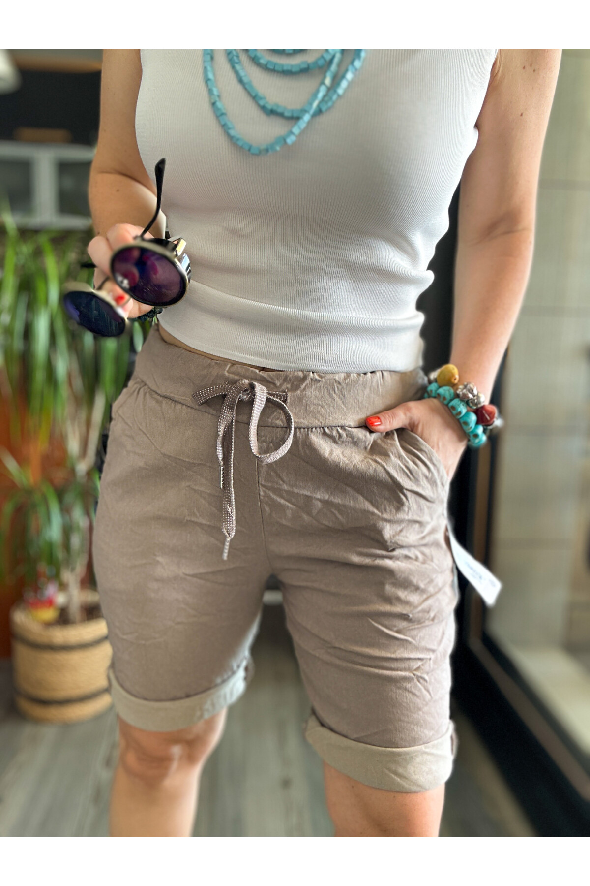 Menton  İtalyan Stil Likralı Şort Vizon