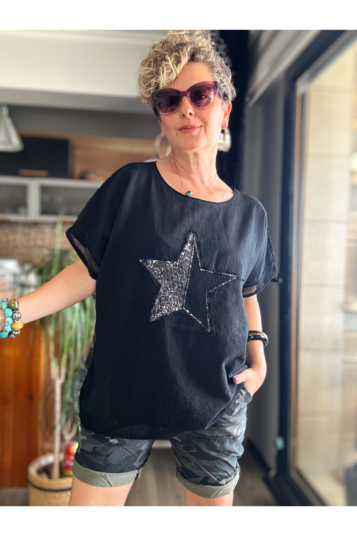 Mesa Yıldız Pul Detay Etek Ucu File Bluz Siyah