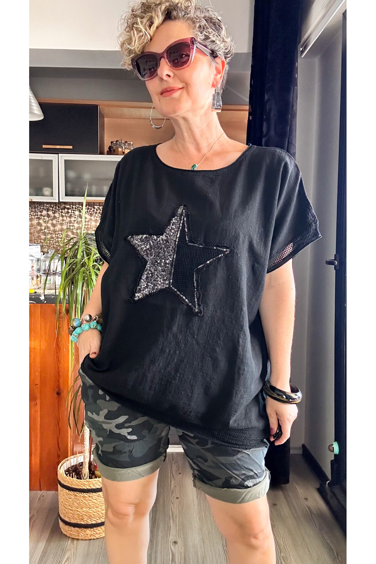 Mesa Yıldız Pul Detay Etek Ucu File Bluz Siyah