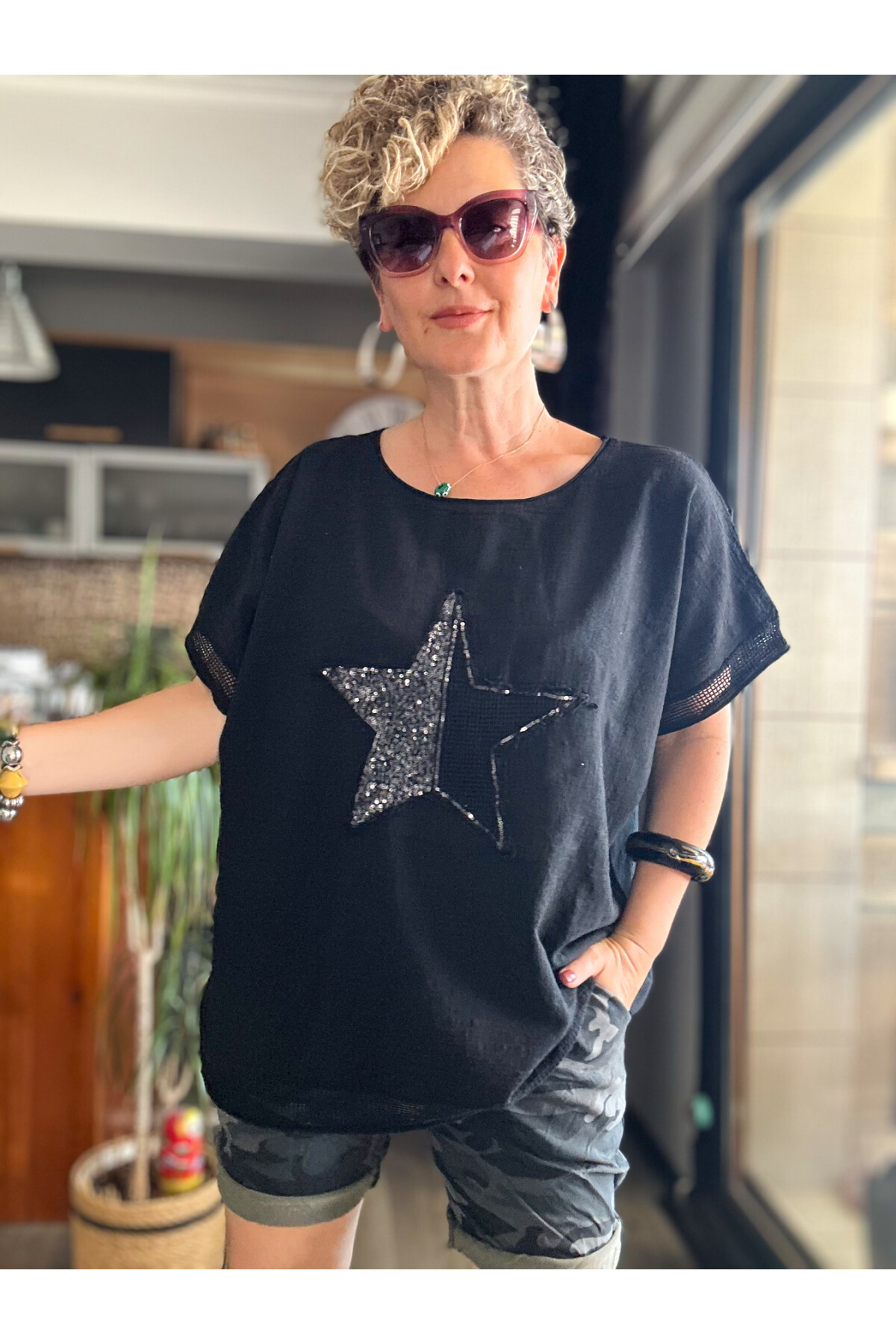 Mesa Yıldız Pul Detay Etek Ucu File Bluz Siyah