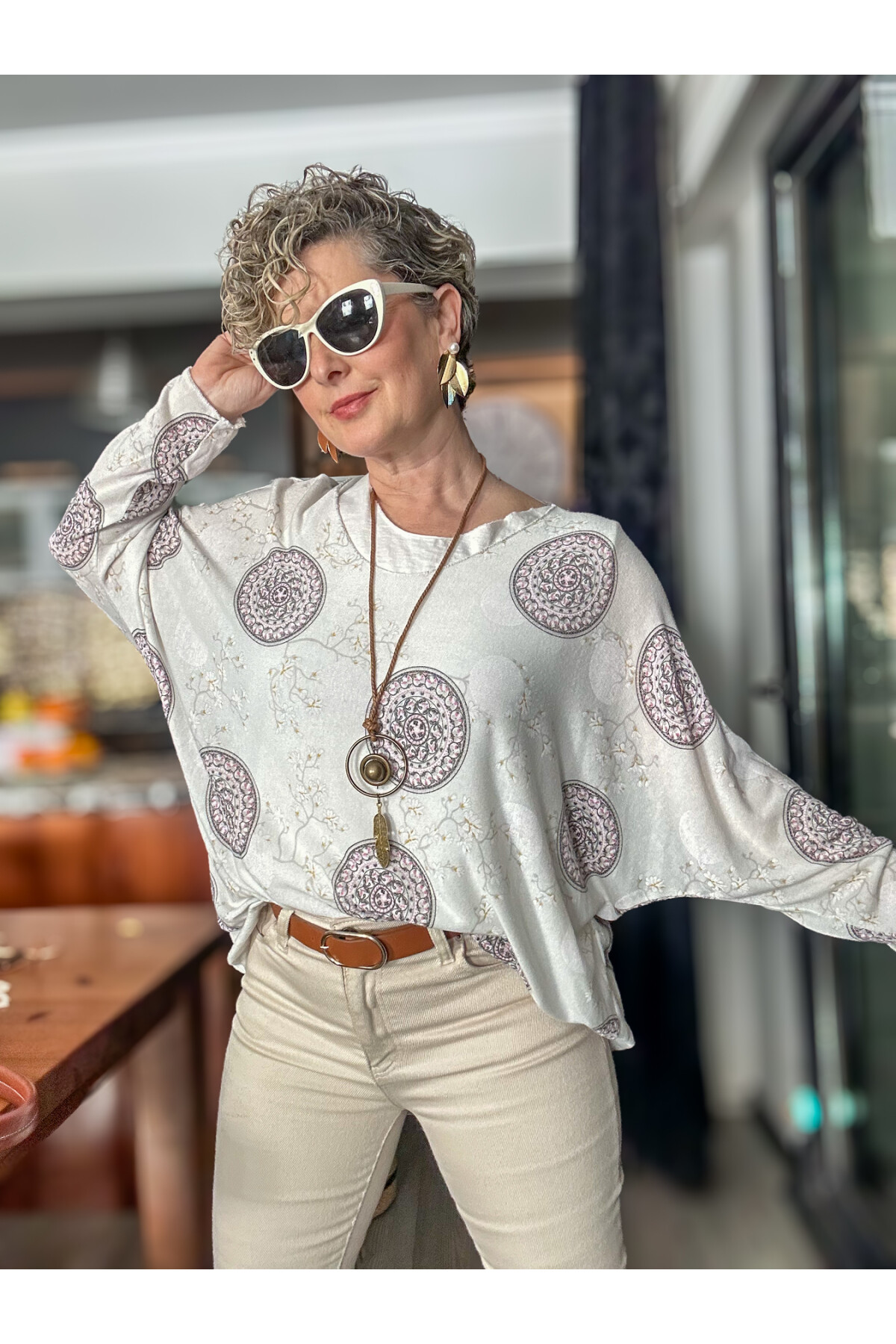 Mira Lotus Desen Kolyeli İtalyan Bluz Bianco