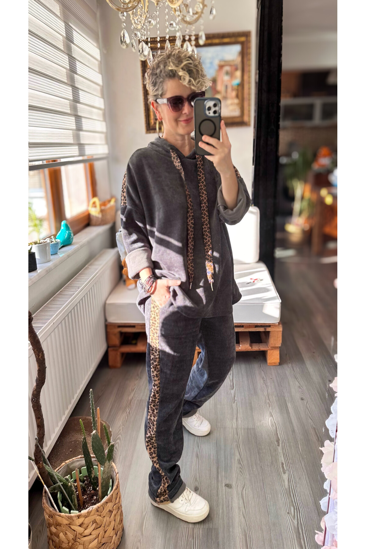 Muffin İtalyan Şönil Leopar Detay Takım Gri