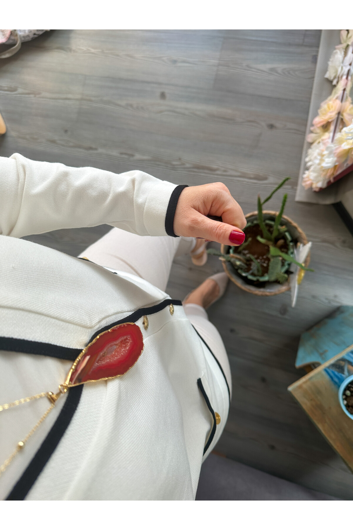 Nuty Marka Model Tasarım Hırka Ekru