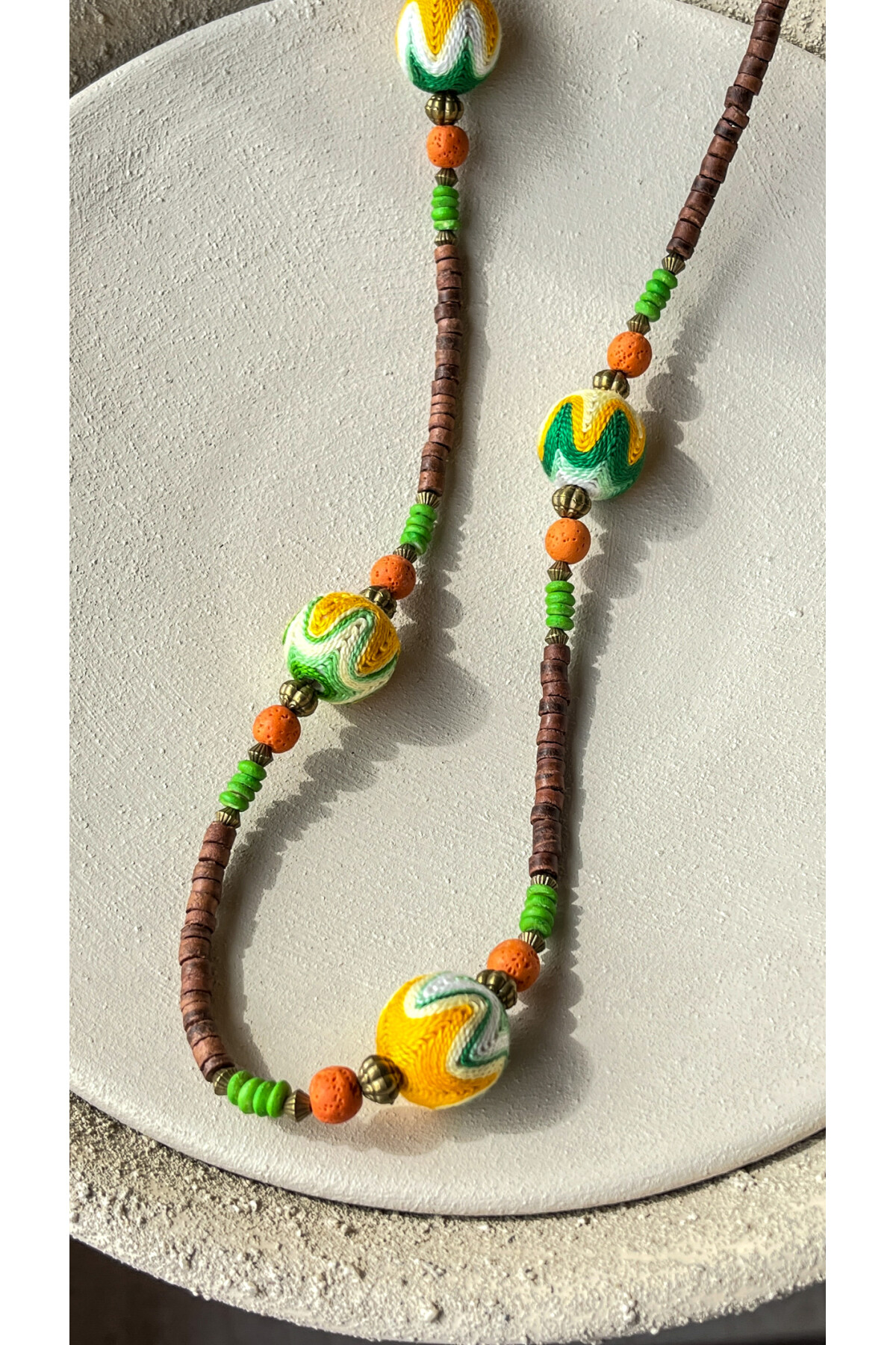 Pins Doğal Taş Detay Etnik Kolye Turuncu