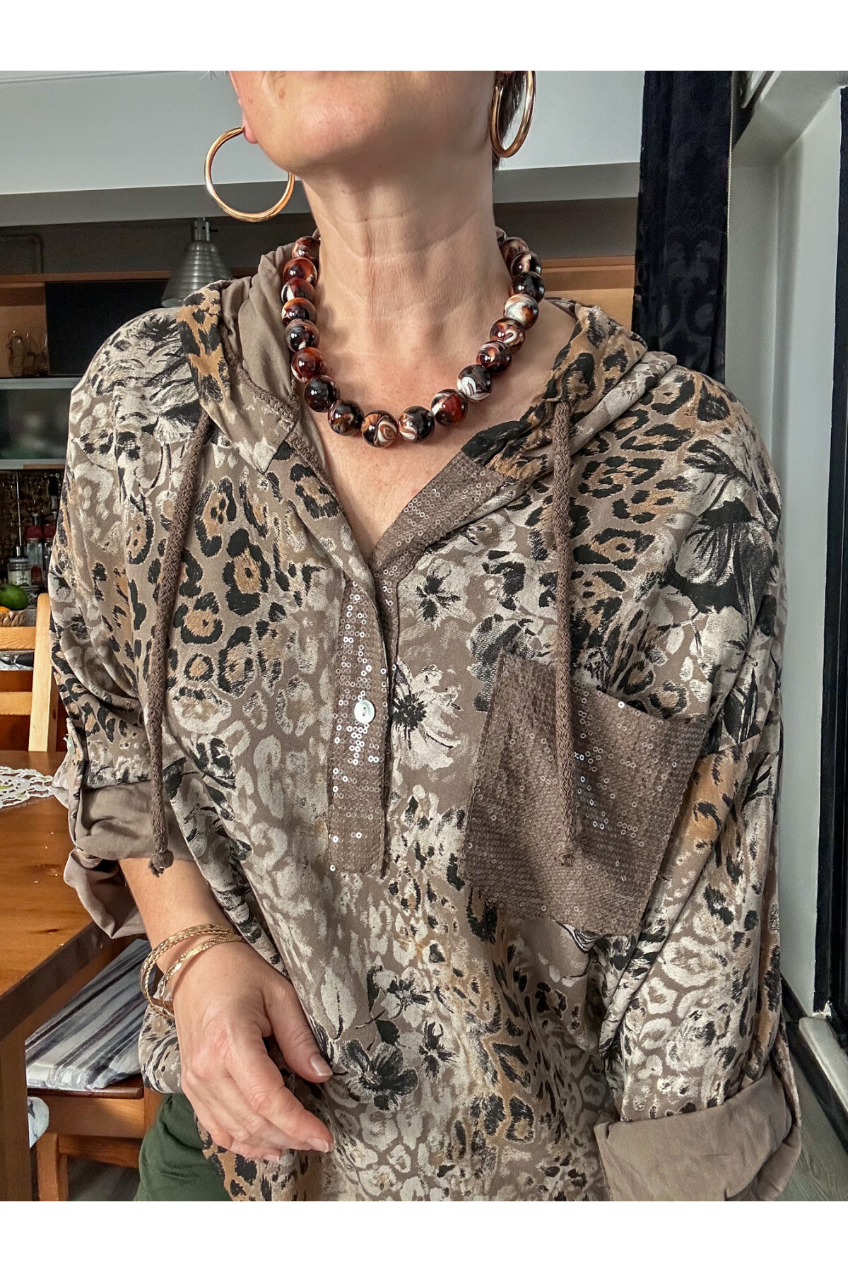 Rafa İtalyan Pul Detay Kapşonlu Gömlek Bluz Vizon