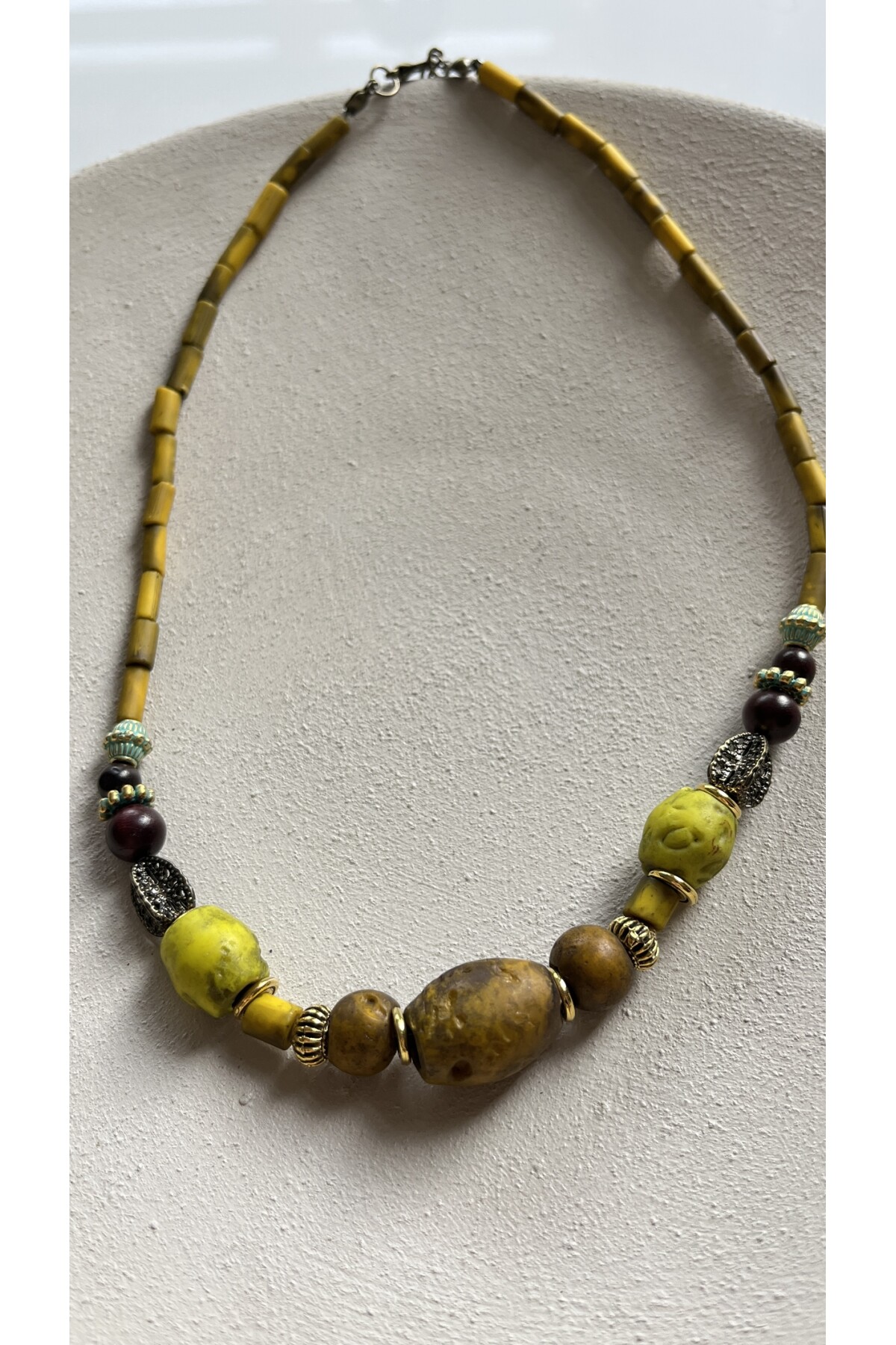 Ragis Pirinç Cam Etnik Kolye Hardal