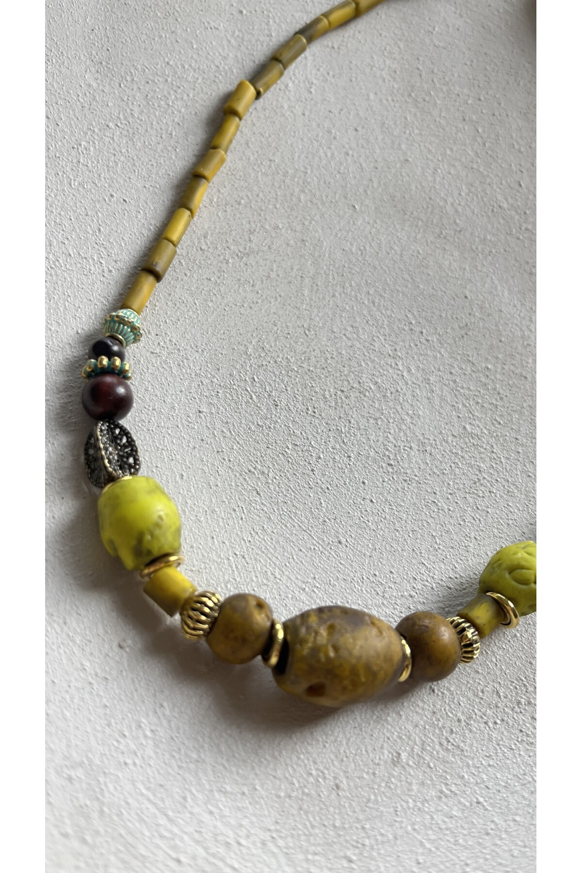 Ragis Pirinç Cam Etnik Kolye Hardal