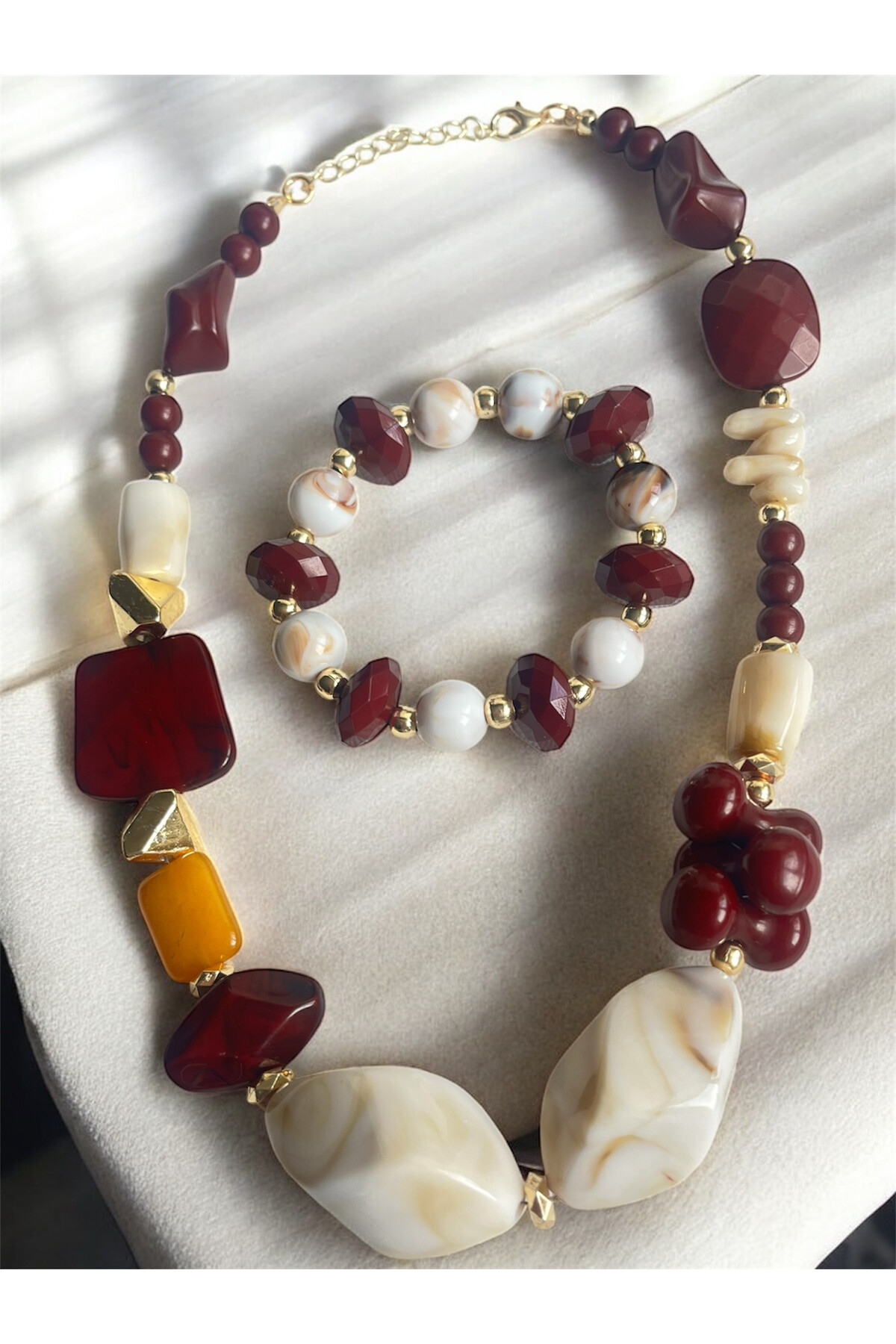 Alkal Bileklikli Kolye