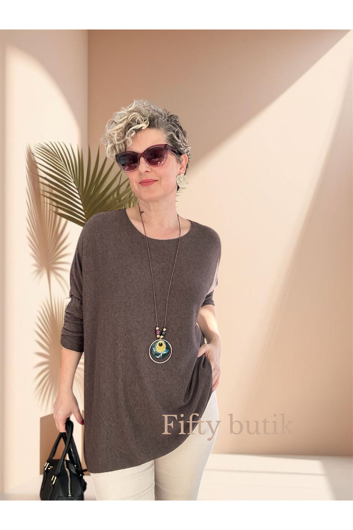 Botte İthal Kolyeli Salaş Triko Bluz Kahve