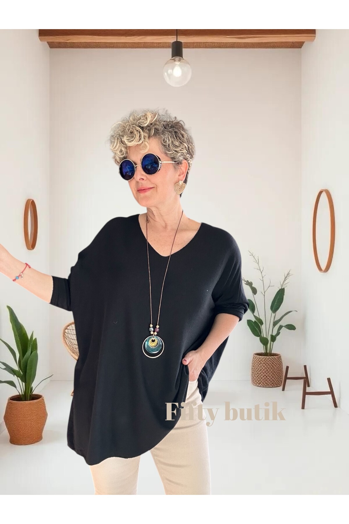 Botte İthal Kolyeli Salaş Triko Bluz Siyah