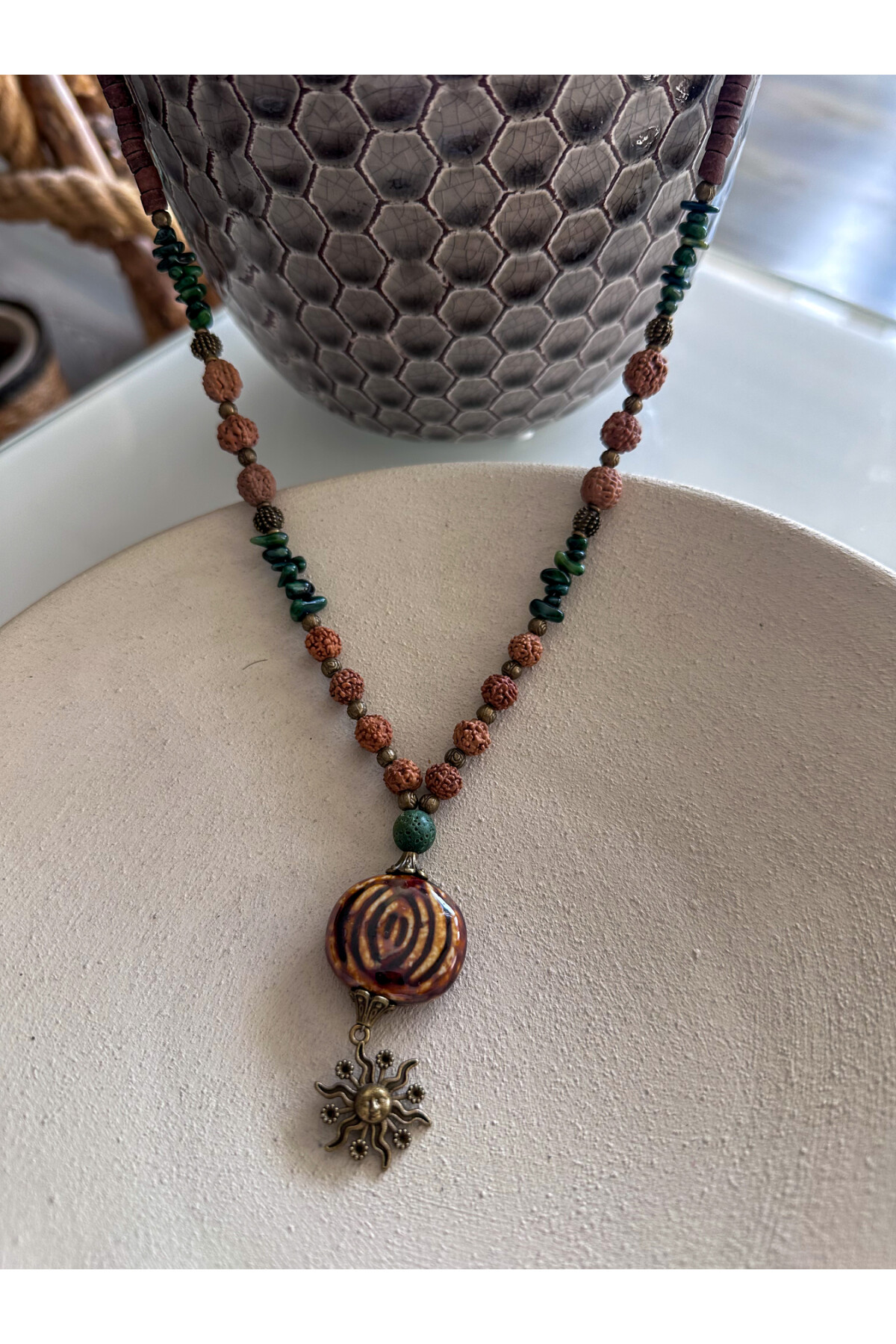 Carves  Doğal Taş Etnik Kolye