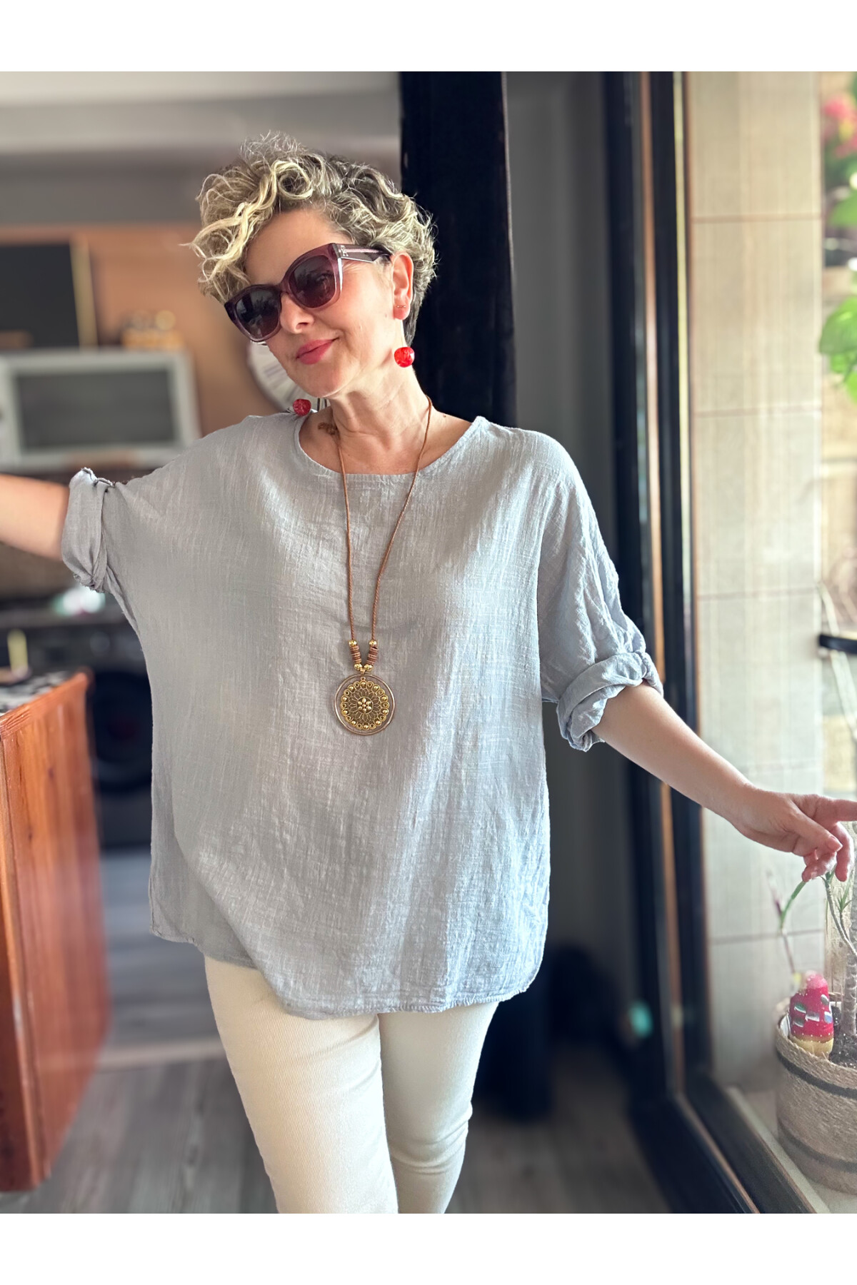 Fezza İthal Kolyeli Tasarım Bluz Açık Gri