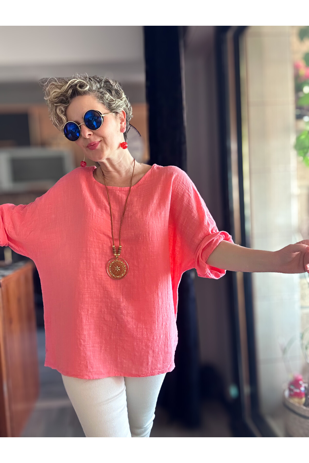 Fezza İthal Kolyeli Tasarım Bluz Mercan