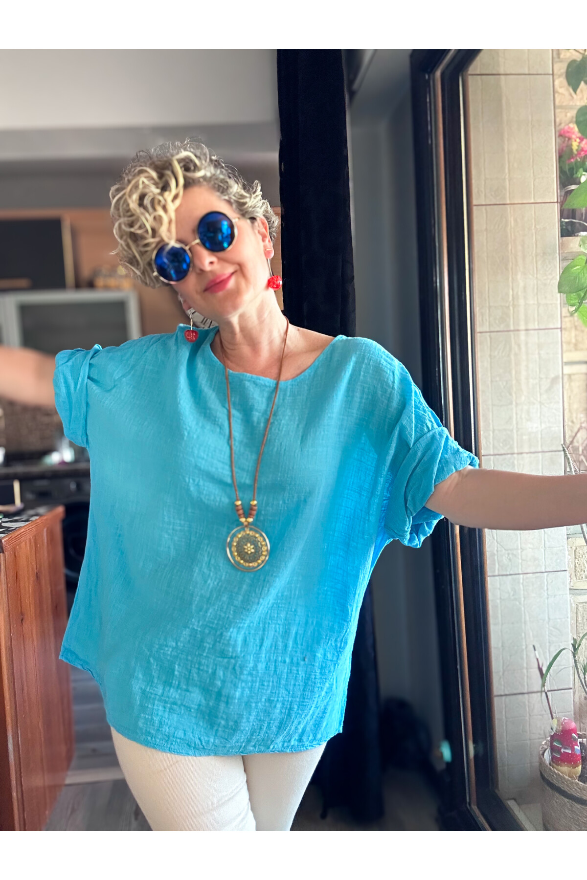 Fezza İthal Kolyeli Tasarım Bluz Turkuaz