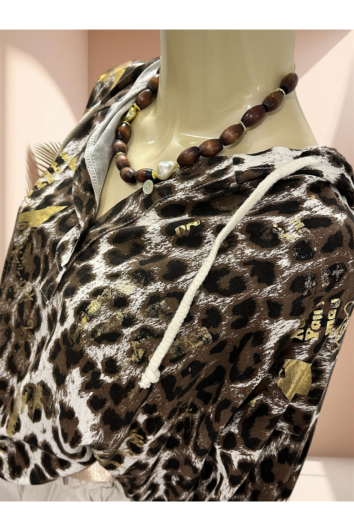 Figgo İtalyan Leopar Desen Yaldızlı Kap Beyaz