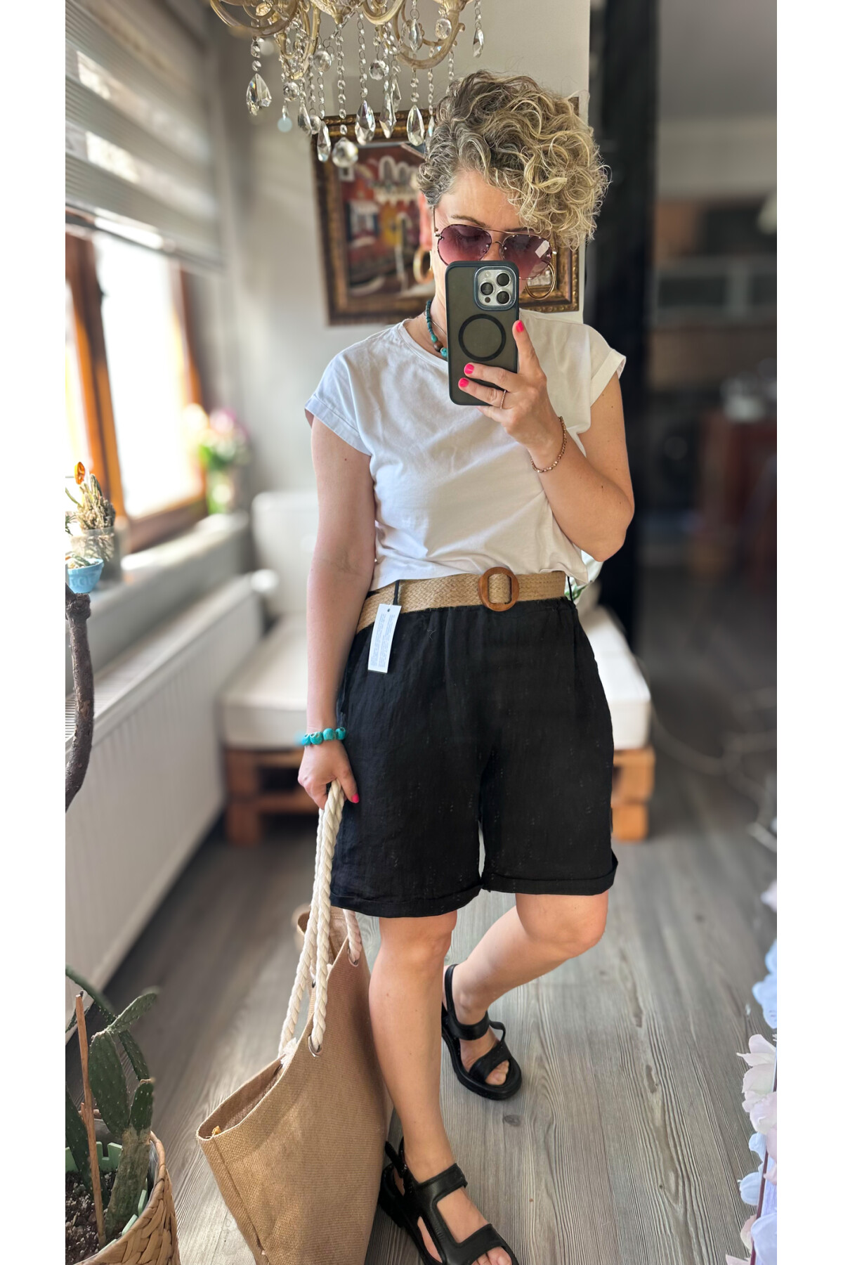 Lenasso İtalyan Stil Hasır Kemerli Keten Şort Siyah