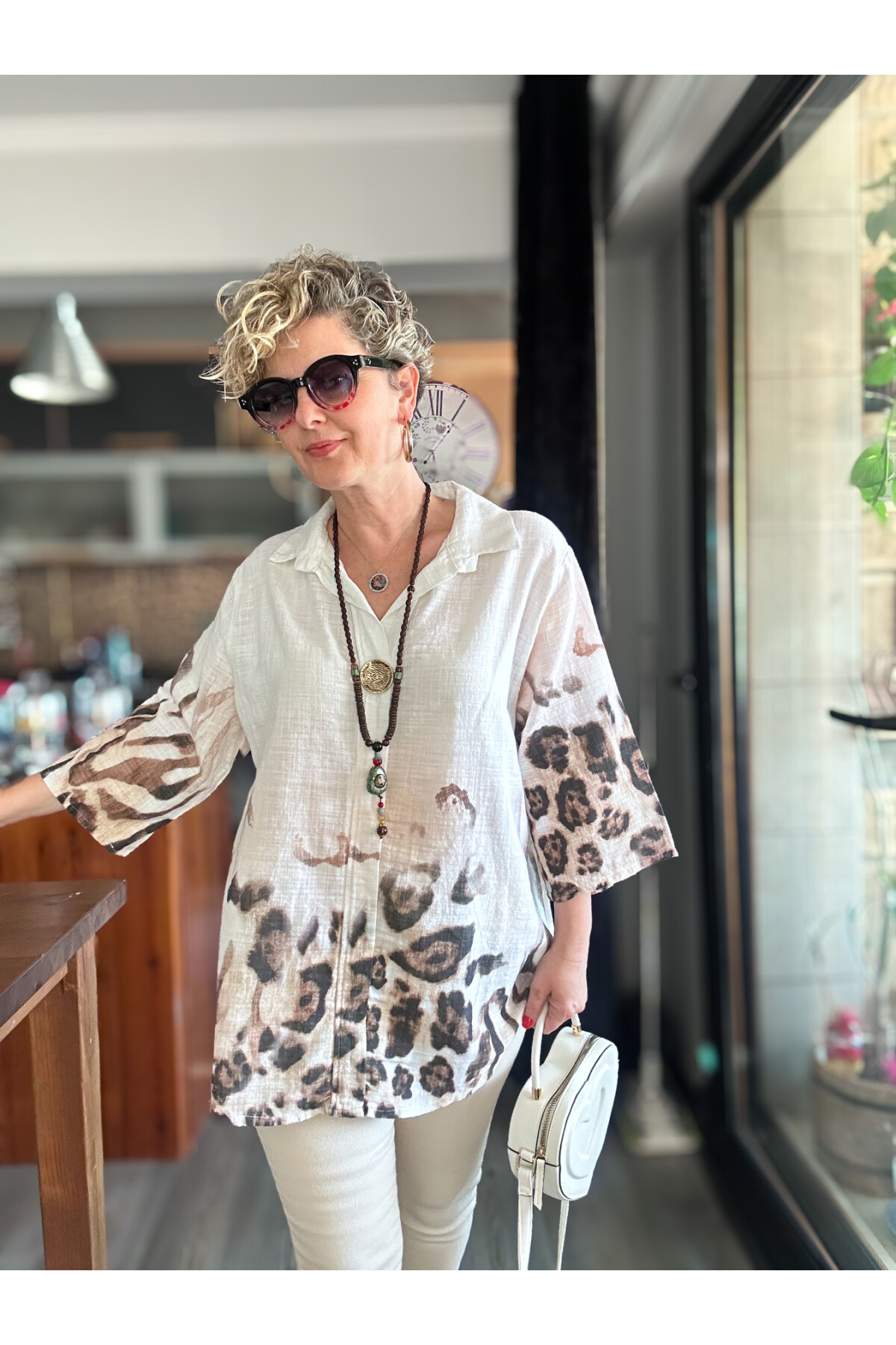 Lenna Leopar Desen Tasarım Gömlek Bluz Kırık Beyaz