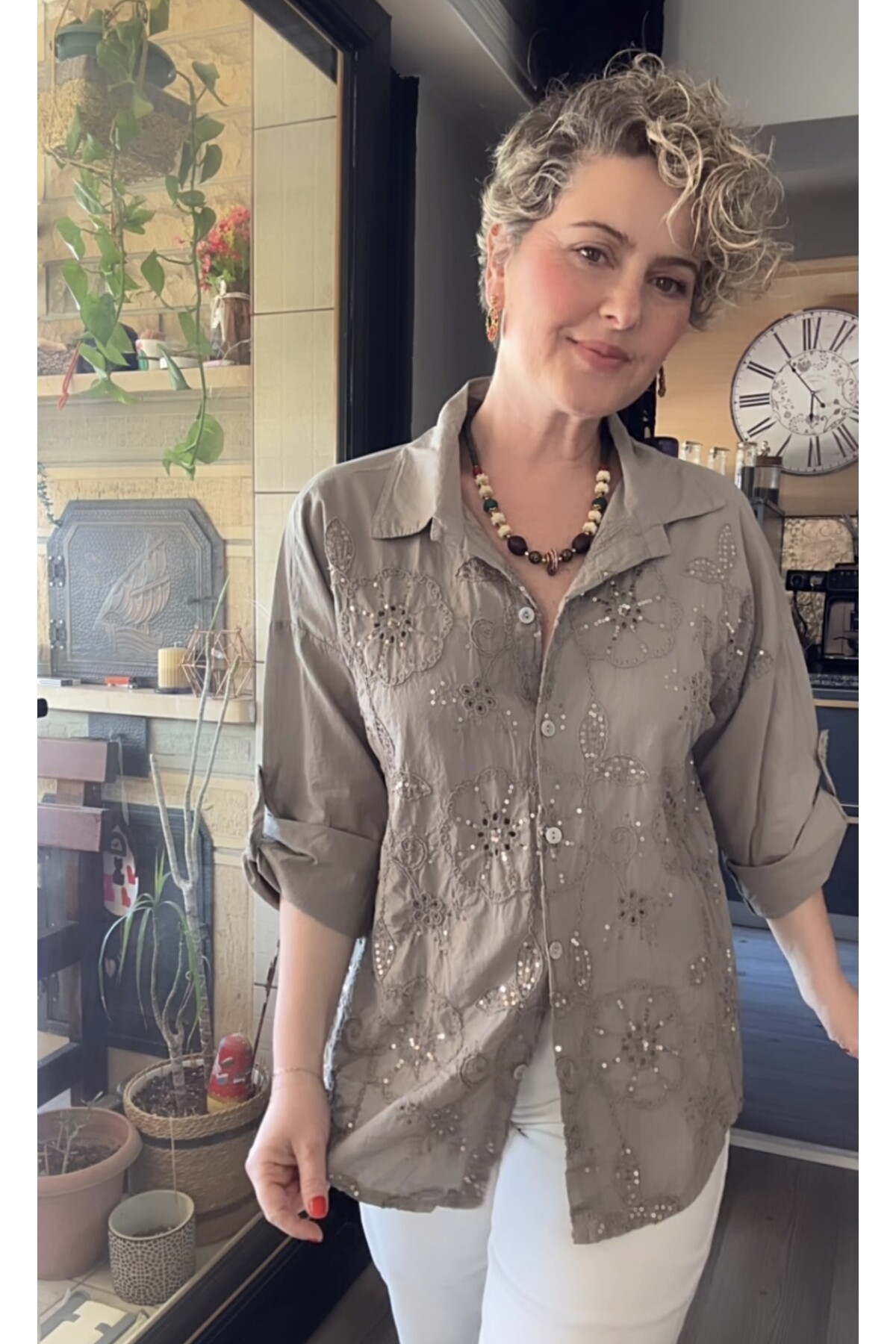 Melly İtalyan Fisto Pul Detay Gömlek Vizon