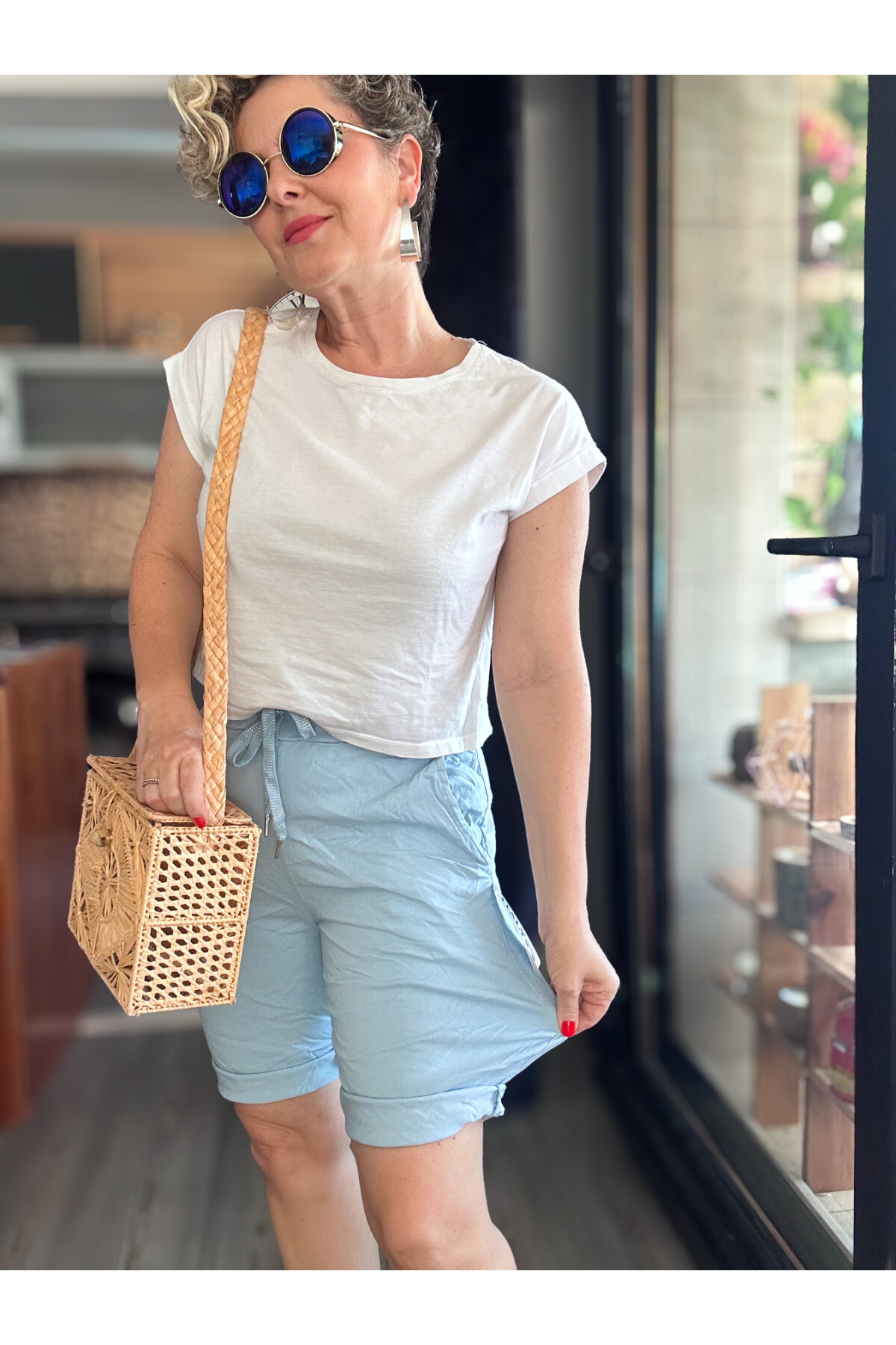 Menton  İtalyan Stil Likralı Şort Açık Mavi