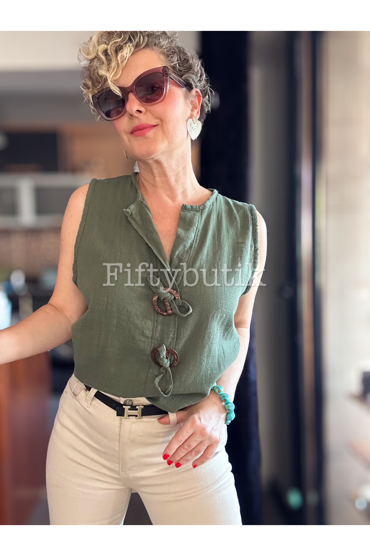 Neggi Tasarım Tokalı Bluz Haki Yeşil