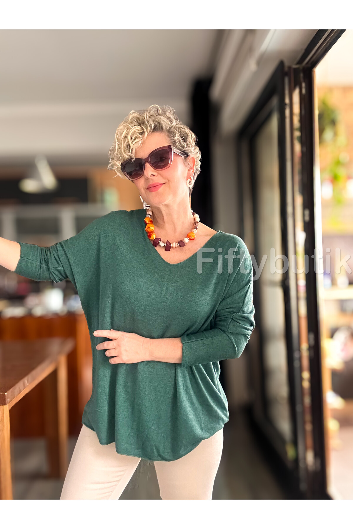 Nonna İthal V Yaka Tasarım Triko Zümrüt