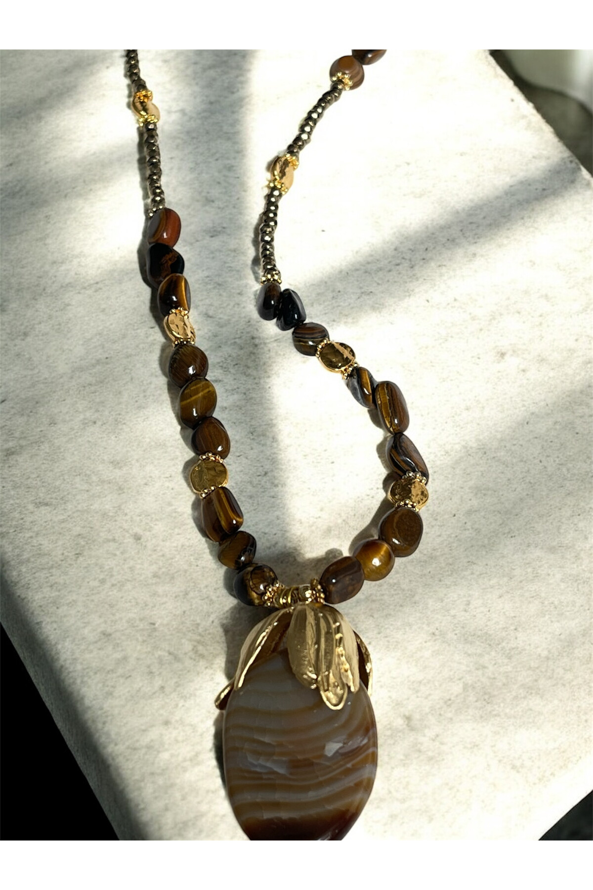 Pera VIP Doğal Taş Kolye