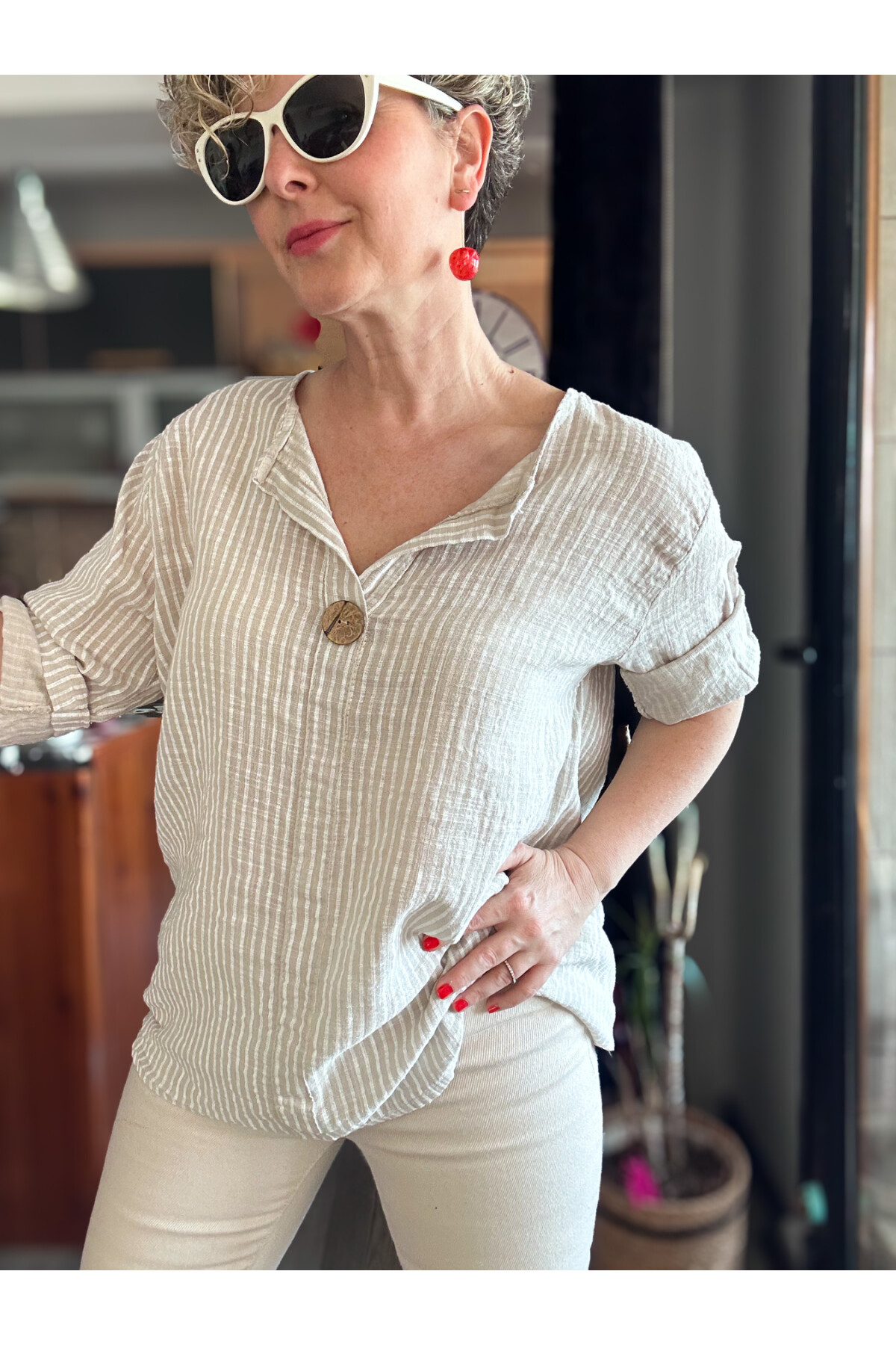 Rimmi İtalyan Çizgili Düğme Detay Bluz Beige