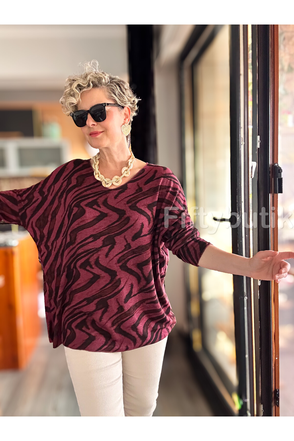 Yassa İtalyan V Yaka Zebra Desenli Triko Bordo
