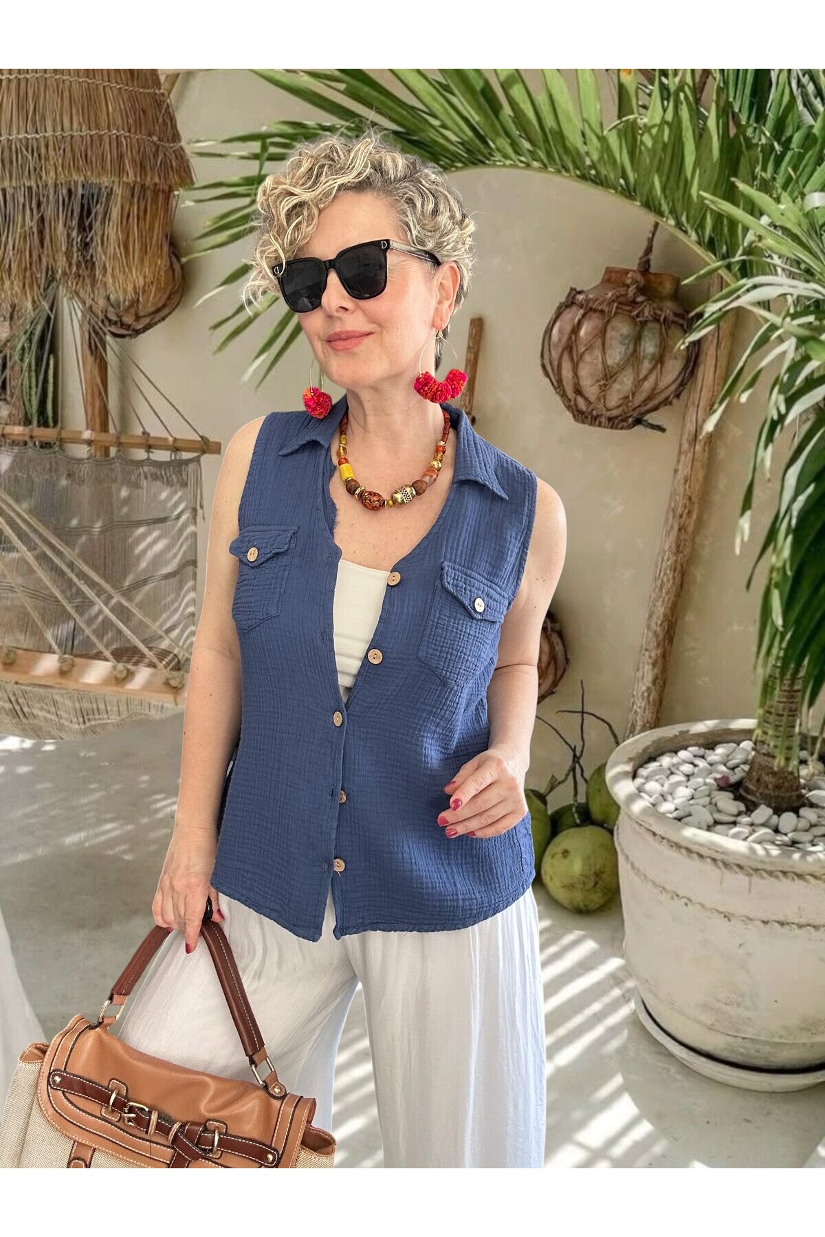 Bellas Artizan Tasarım V Yaka Düğmeli Yelek İndigo