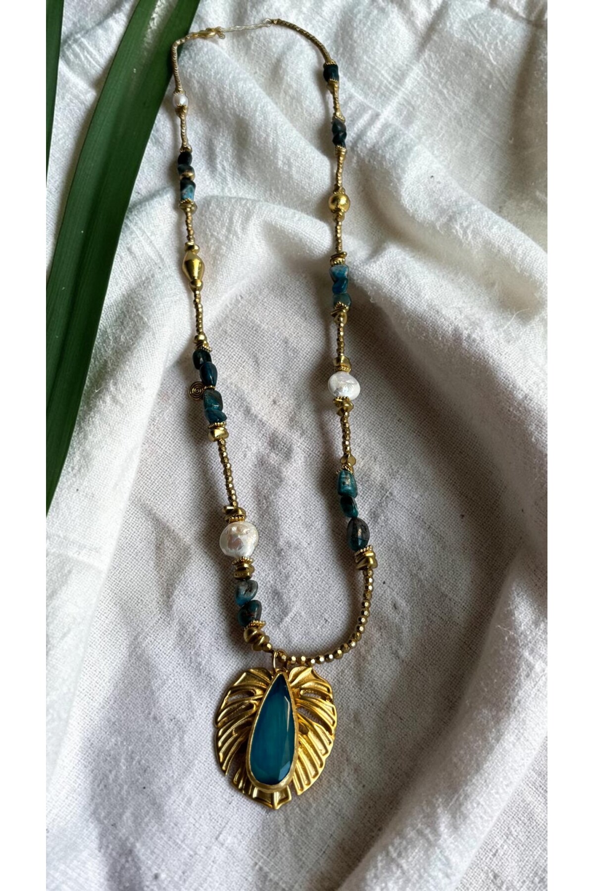 Ensana VIP Doğal Taş Kolye