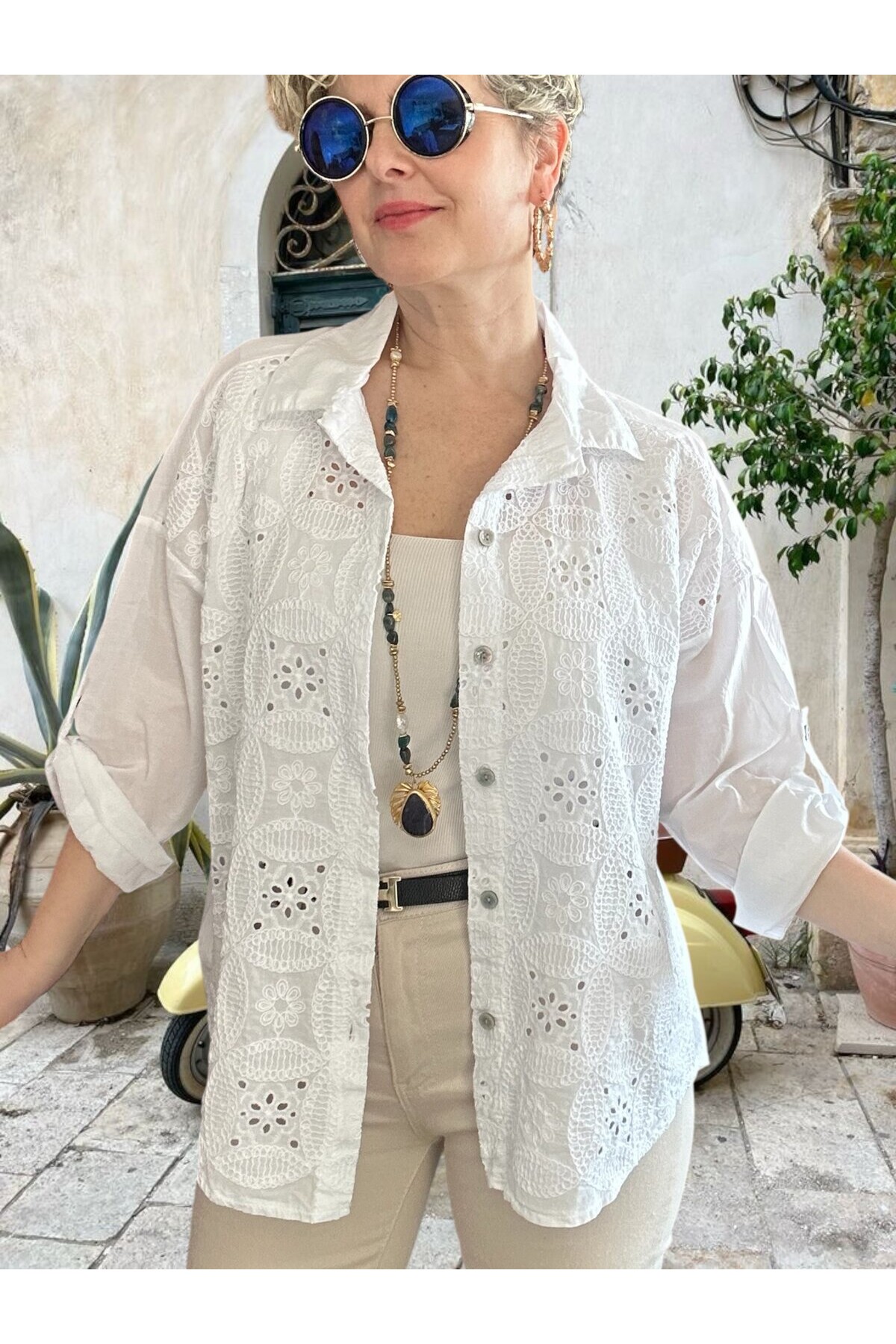 Mayya İtalyan Çiçek Fisto Detaylı Gömlek Beyaz