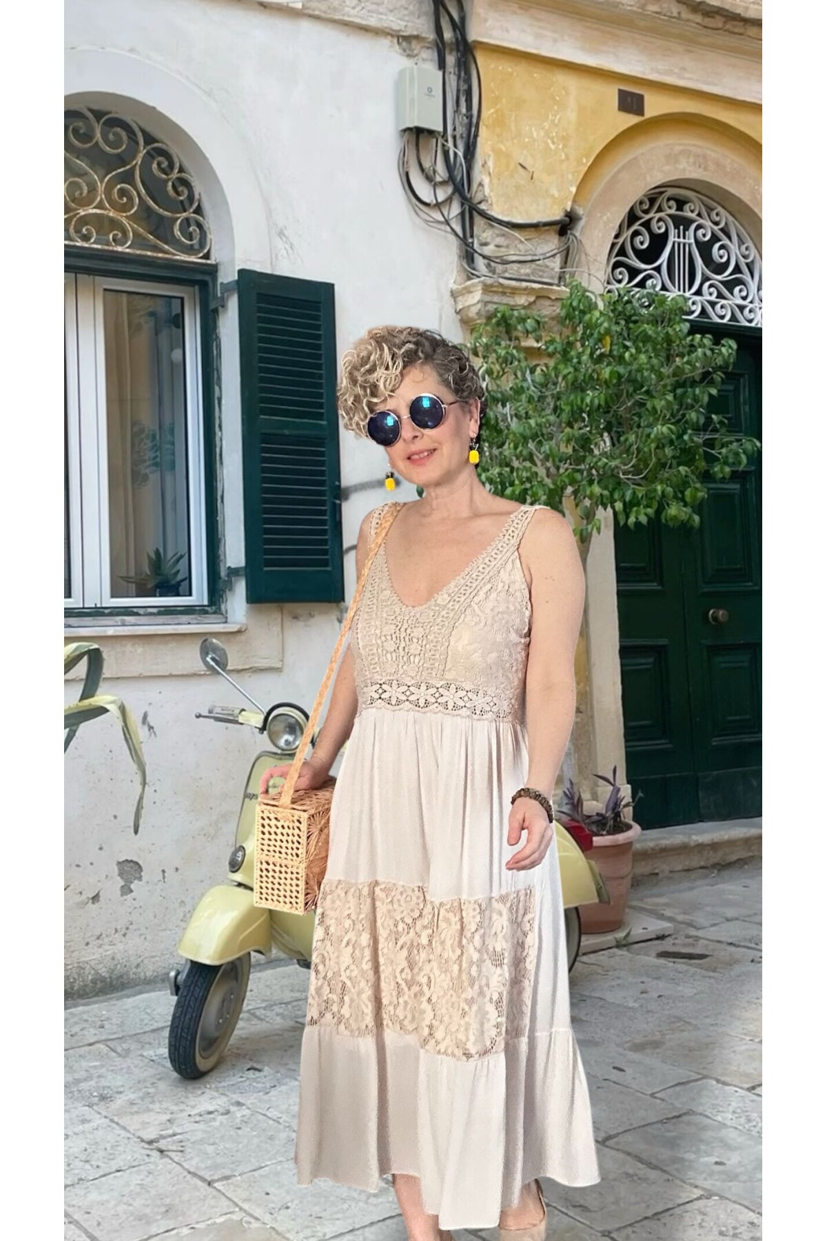 Pizzo İtalyan Brode İşlemeli Elbise Beige